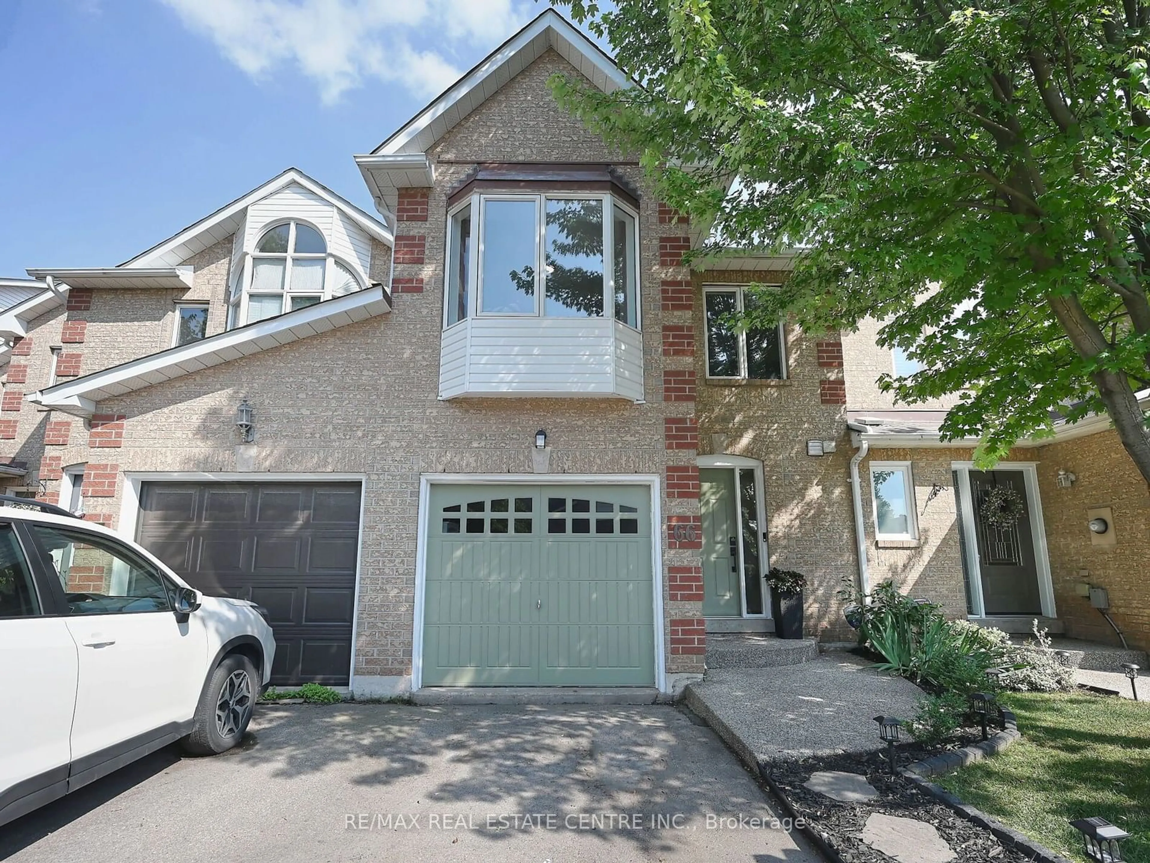 A pic from exterior of the house or condo for 1240 Westview Terr #66, Oakville Ontario L6M 3M4