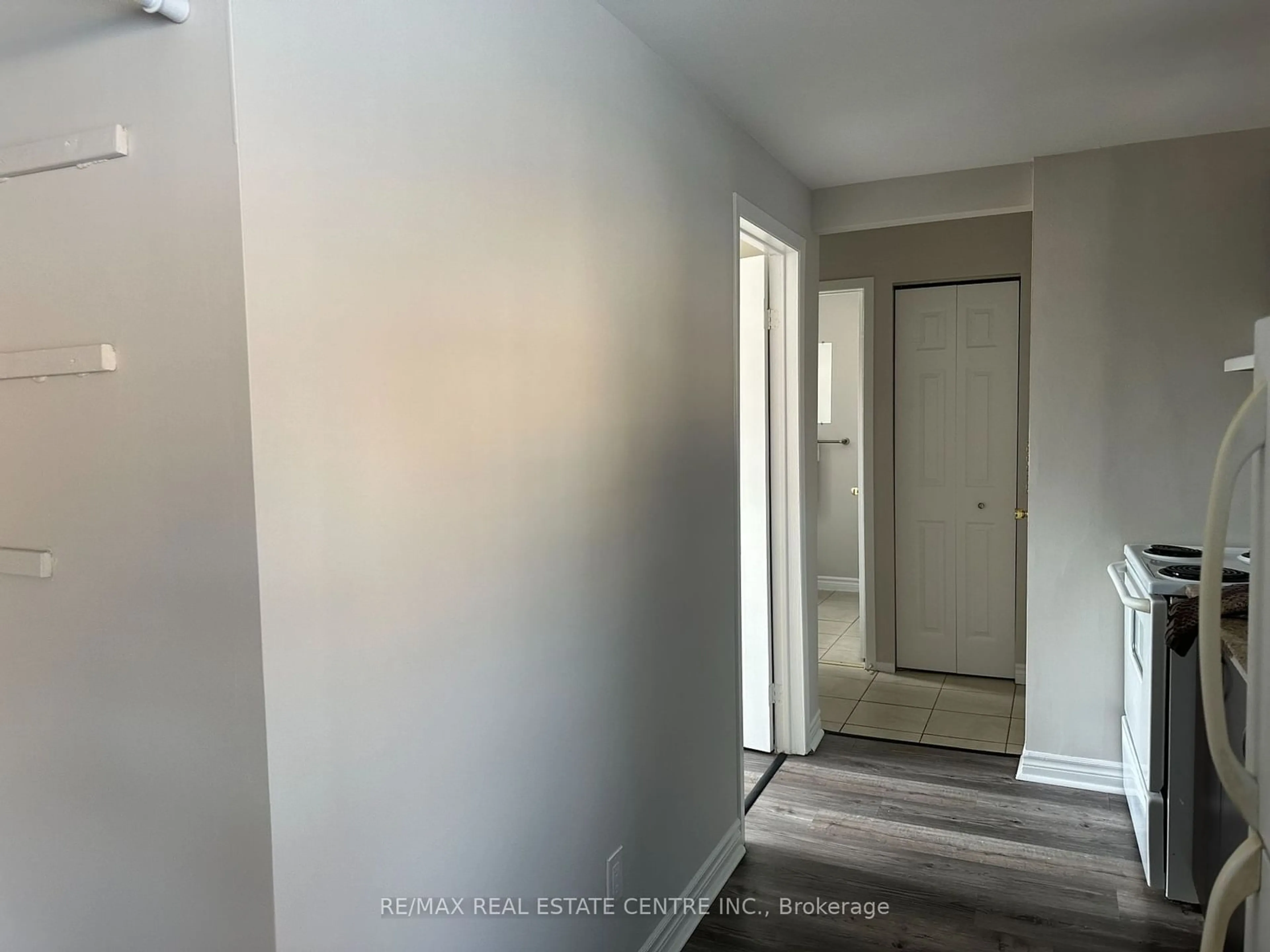 A pic of a room, not visible floor for 63 First St #1A, Orangeville Ontario L9W 2E6