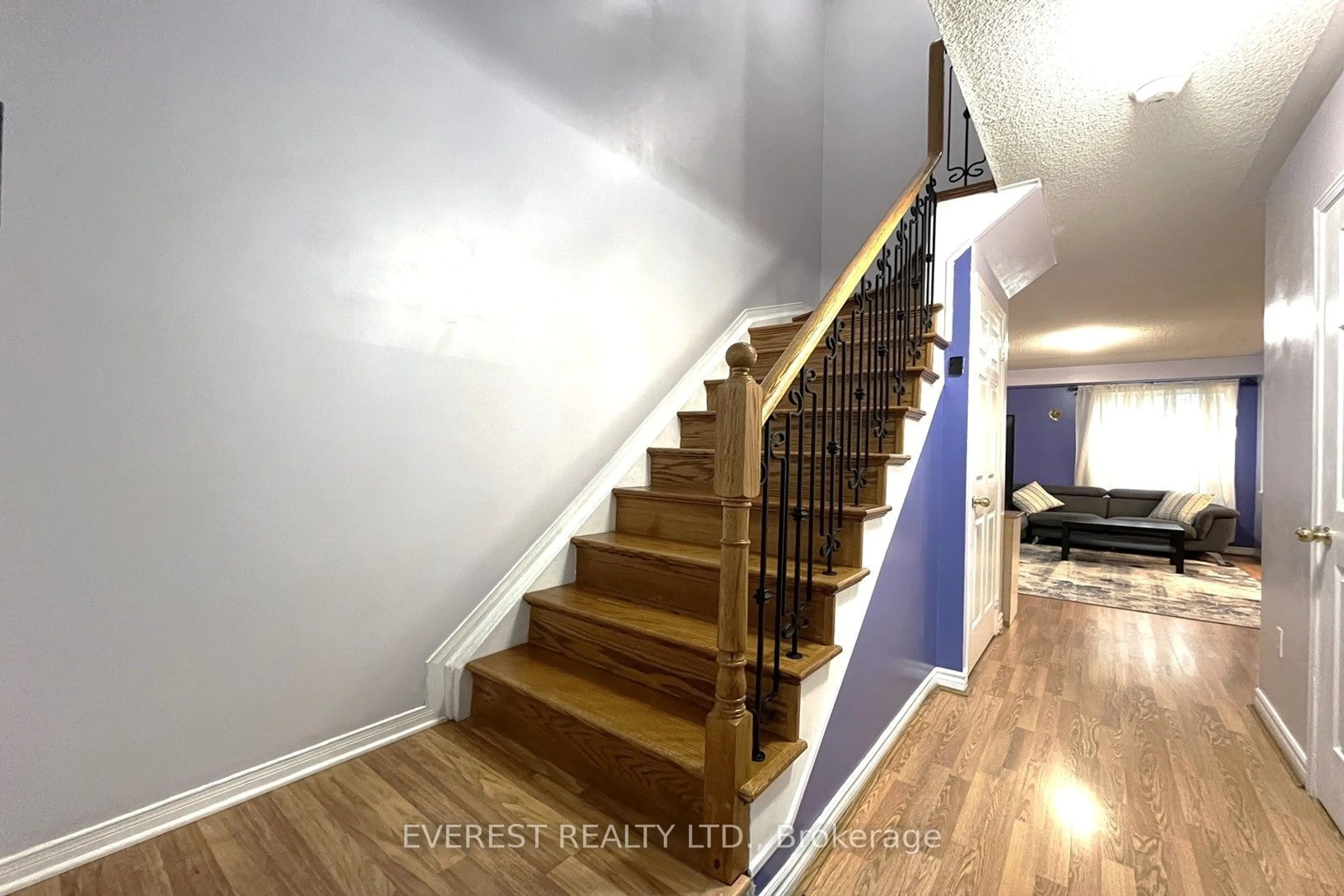 Stairs for 9800 Mclaughlin Rd #162, Brampton Ontario L6X 4R1