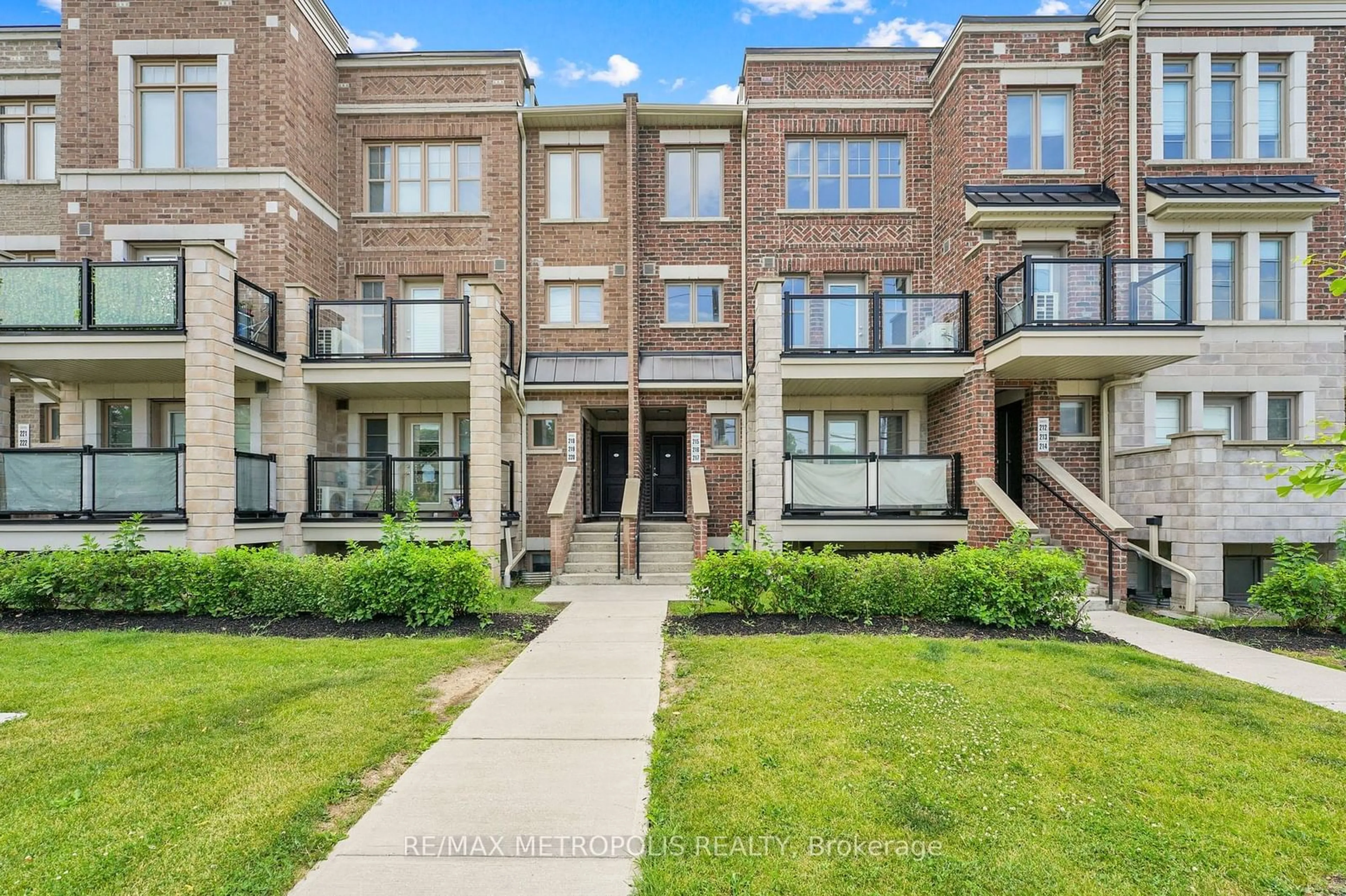 A pic from exterior of the house or condo for 2355 Sheppard Ave #216, Toronto Ontario M9M 0B5