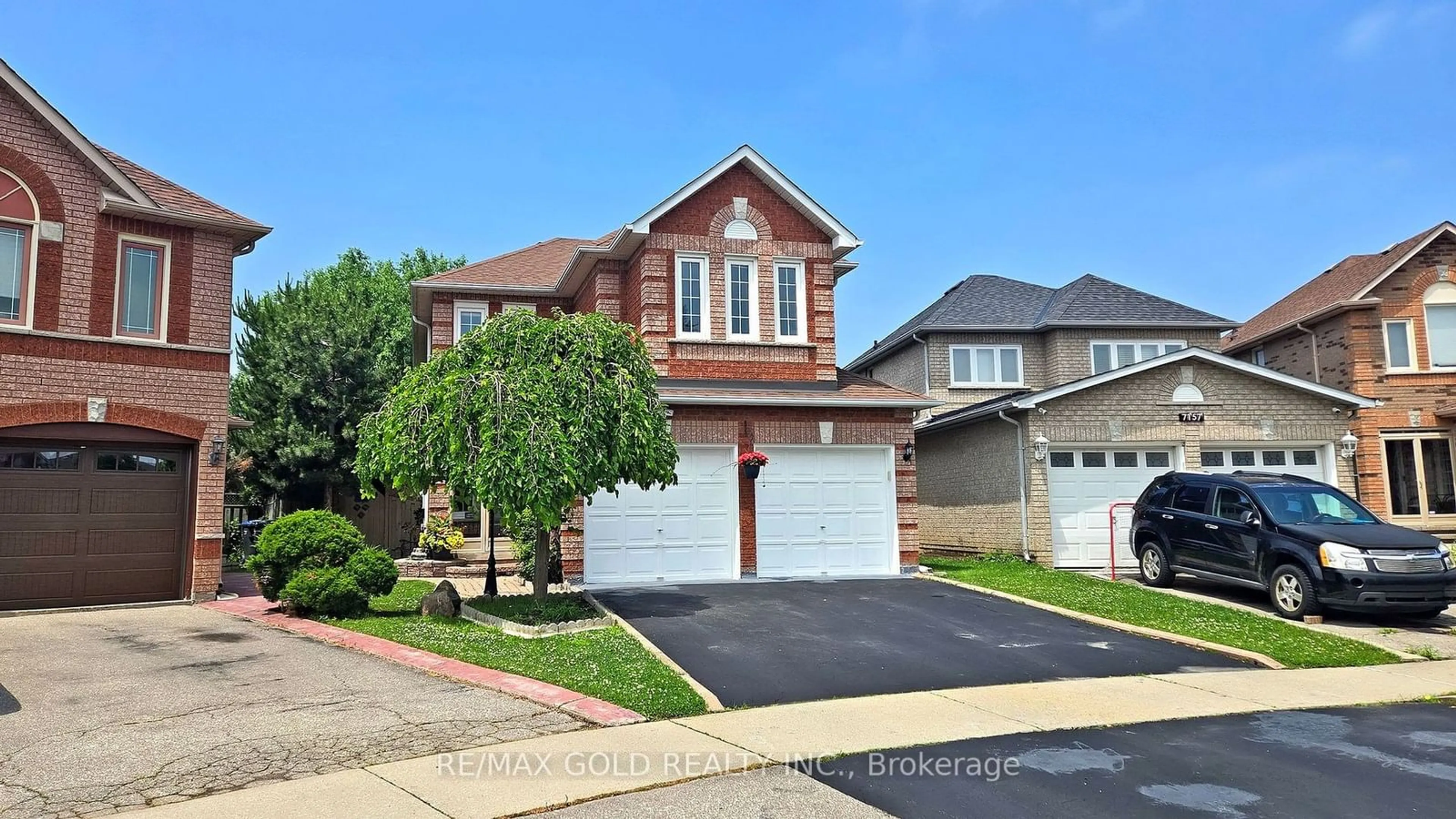 Frontside or backside of a home for 7159 Spyglass Cres, Mississauga Ontario L5N 7H3