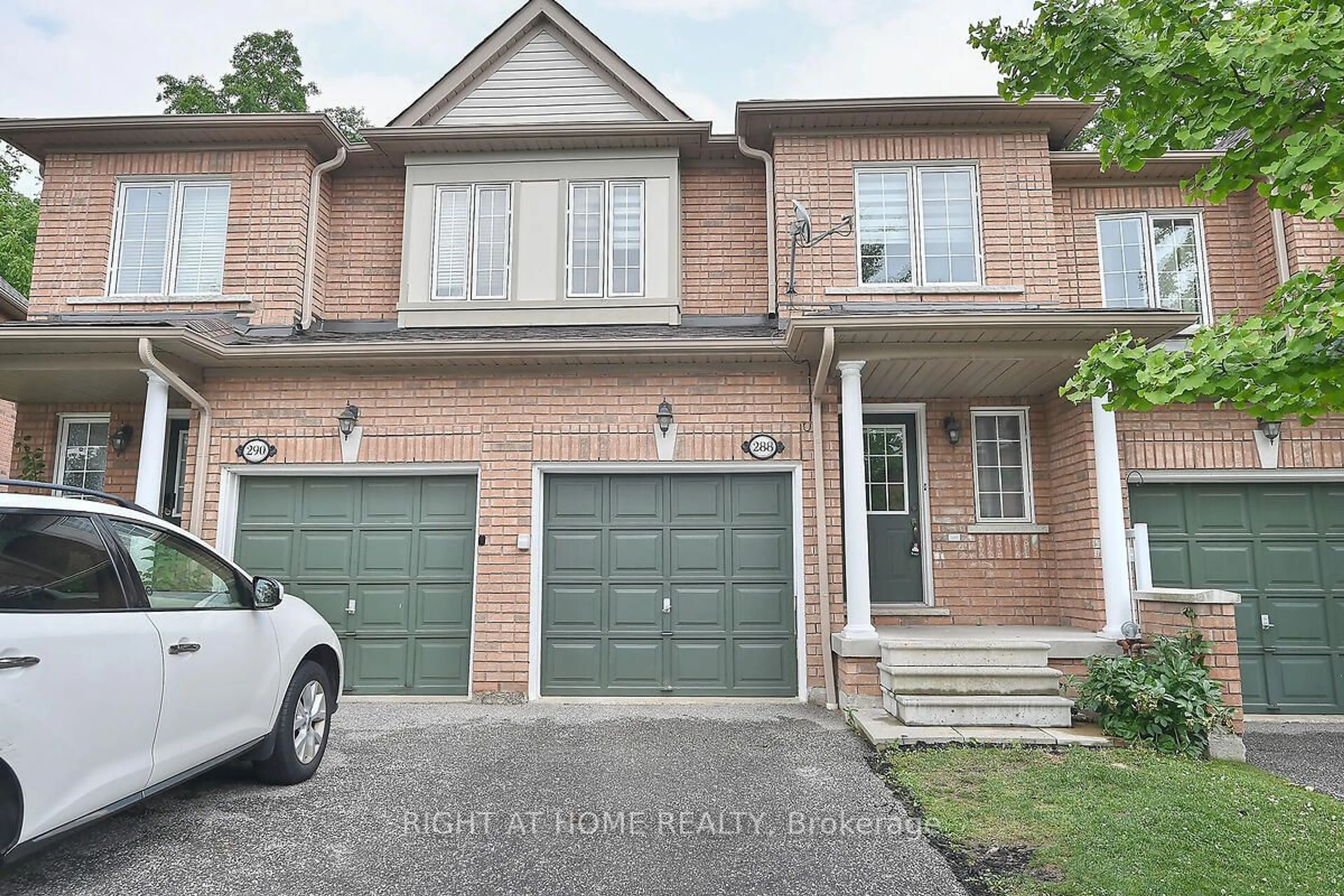 A pic from exterior of the house or condo for 7360 Zinnia Pl #288, Mississauga Ontario L5W 2A3