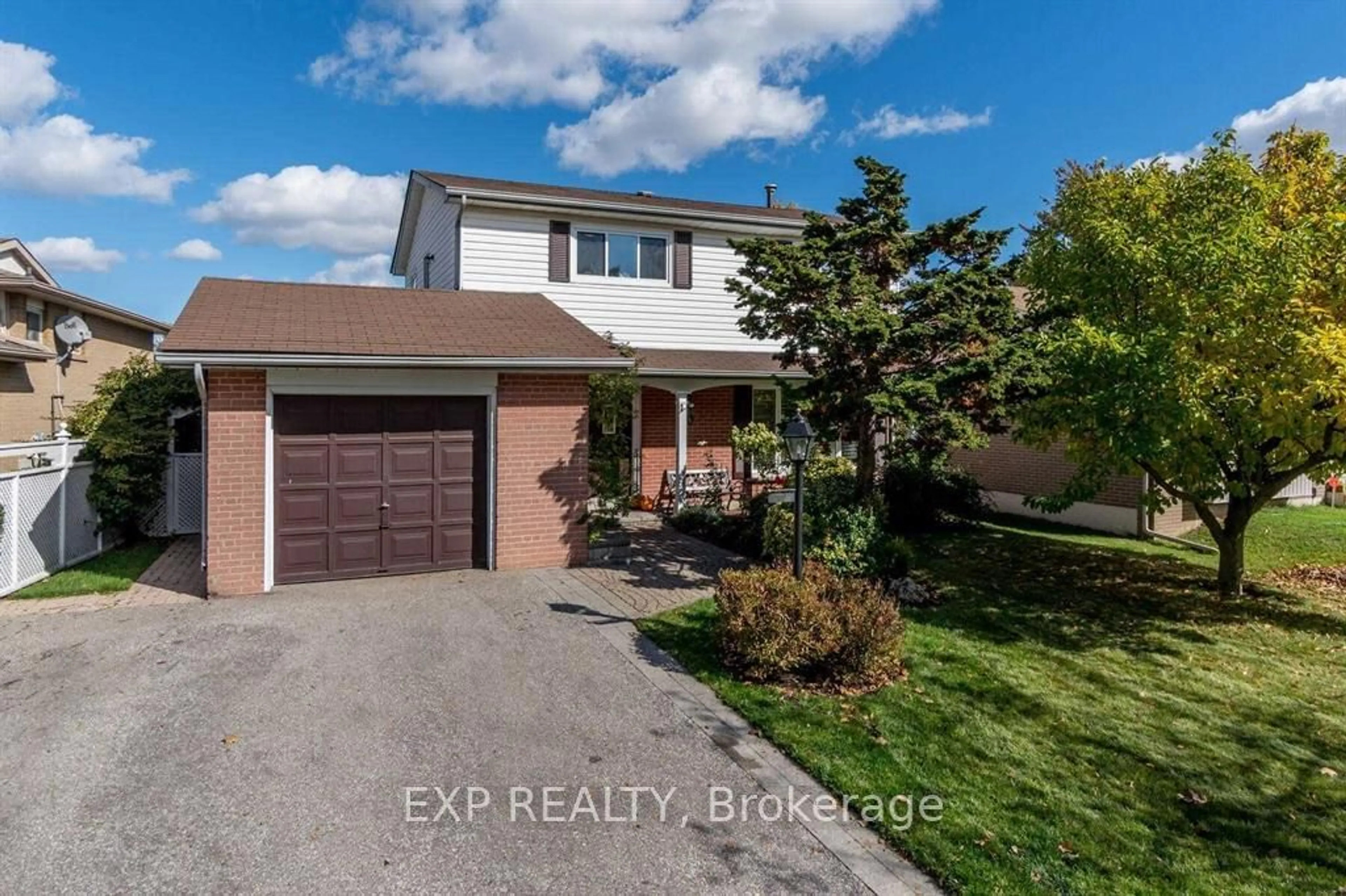 Frontside or backside of a home for 30 Welbeck Dr, Brampton Ontario L6X 2L1