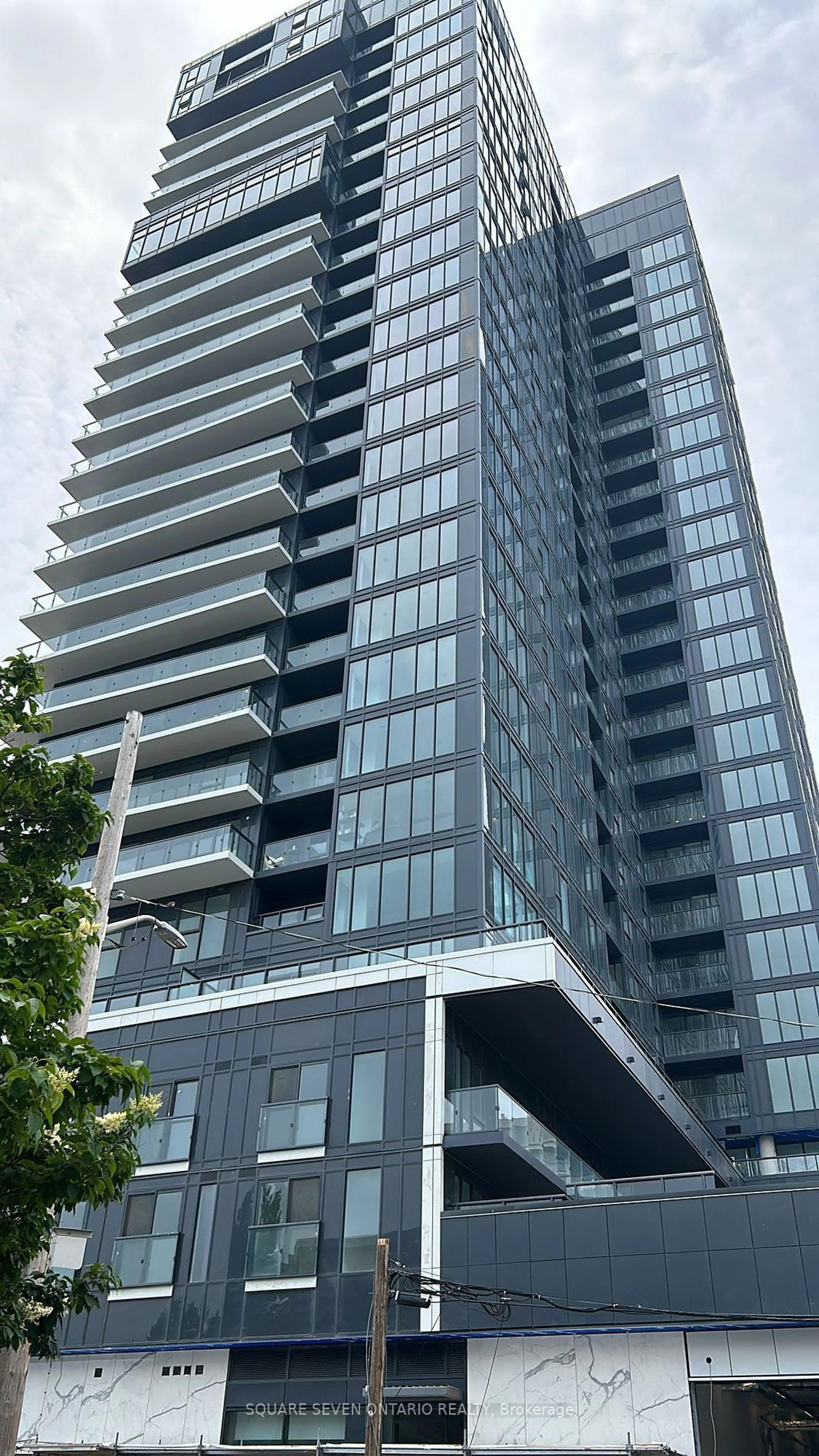 A pic from exterior of the house or condo for 370 Martha St #1509, Burlington Ontario L7R 0G9