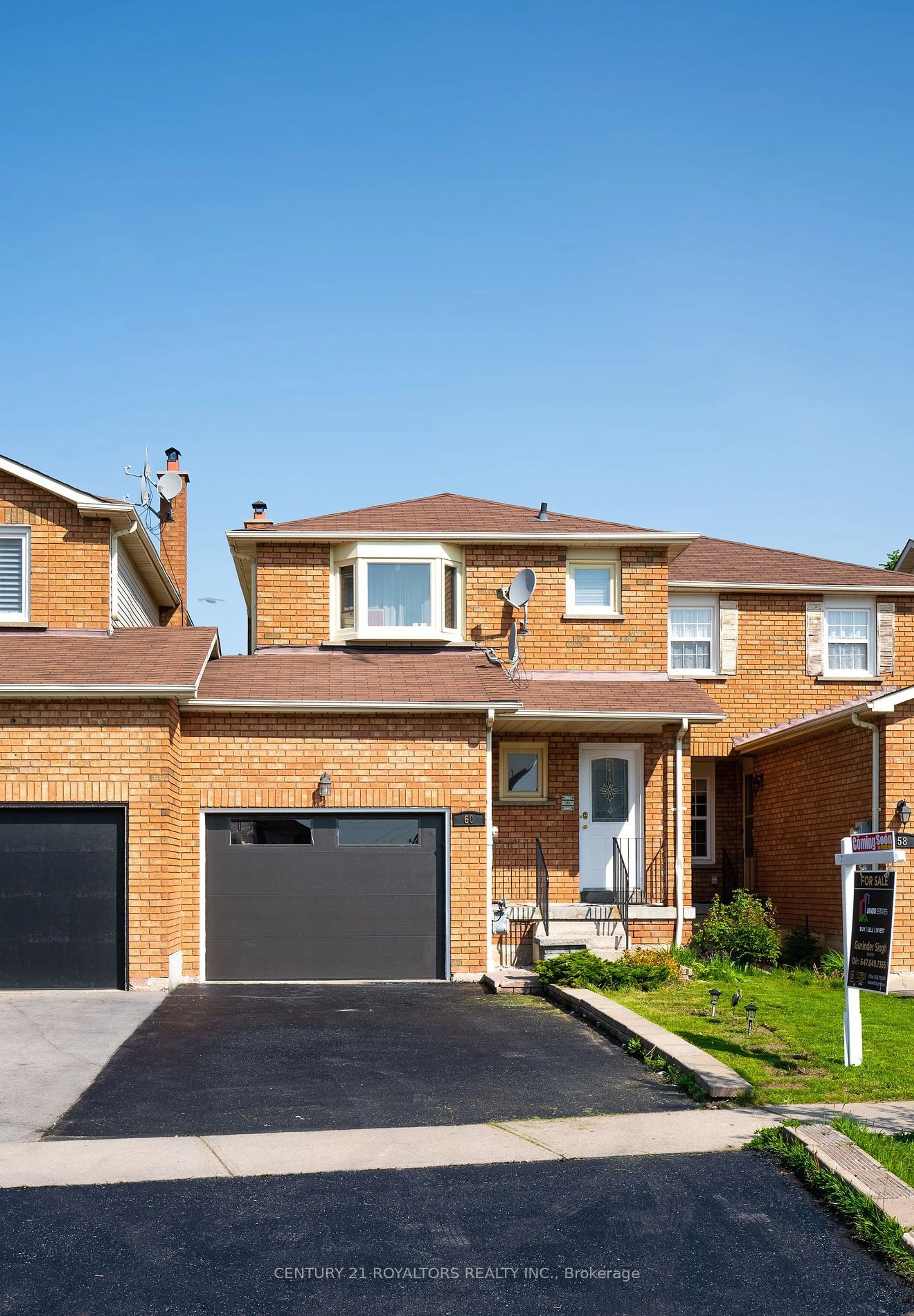 Home with brick exterior material for 60 Dutch Cres, Brampton Ontario L6Y 3W6