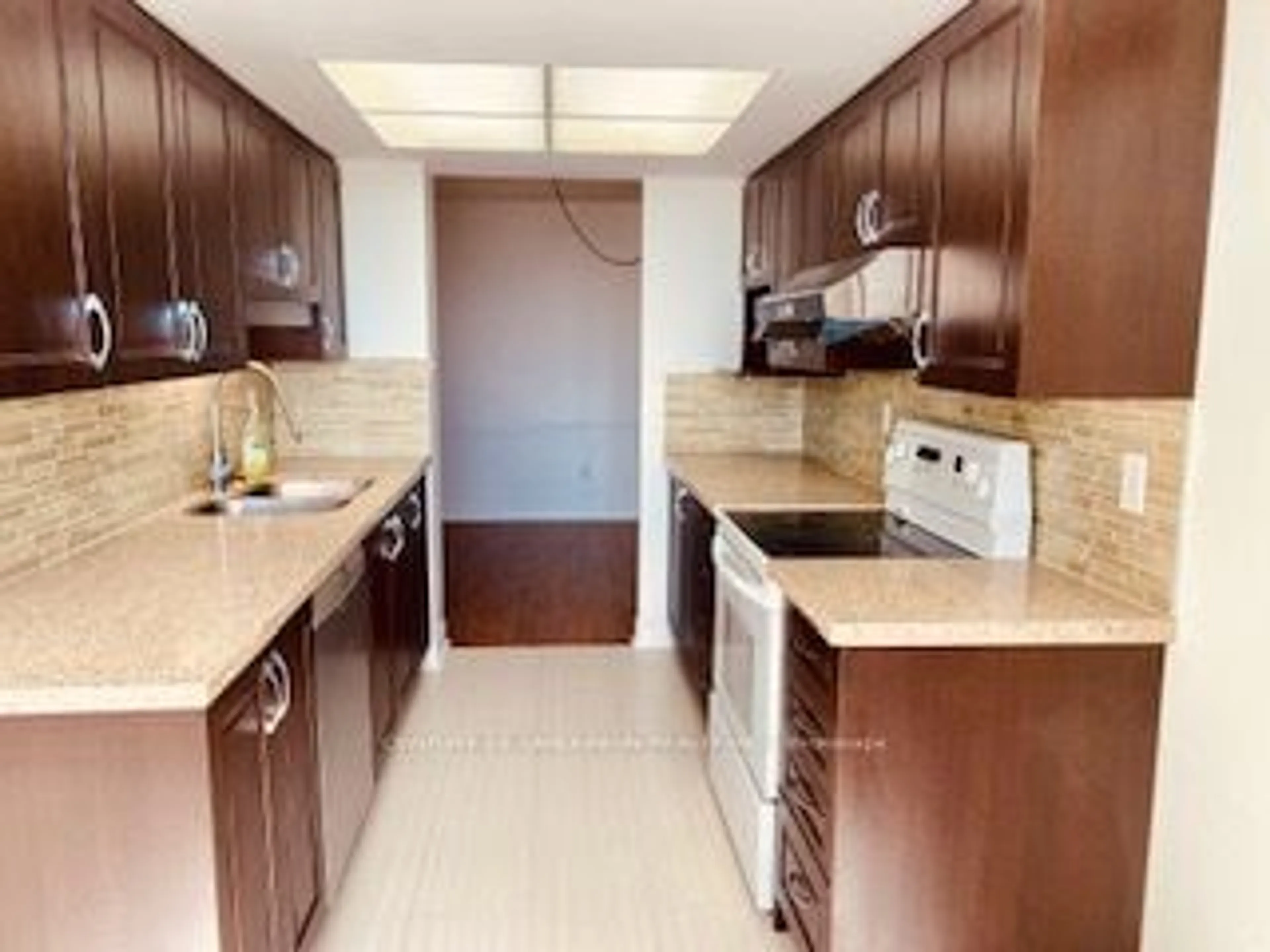 Standard kitchen for 30 Malta Ave #2205, Brampton Ontario L6Y 4S5