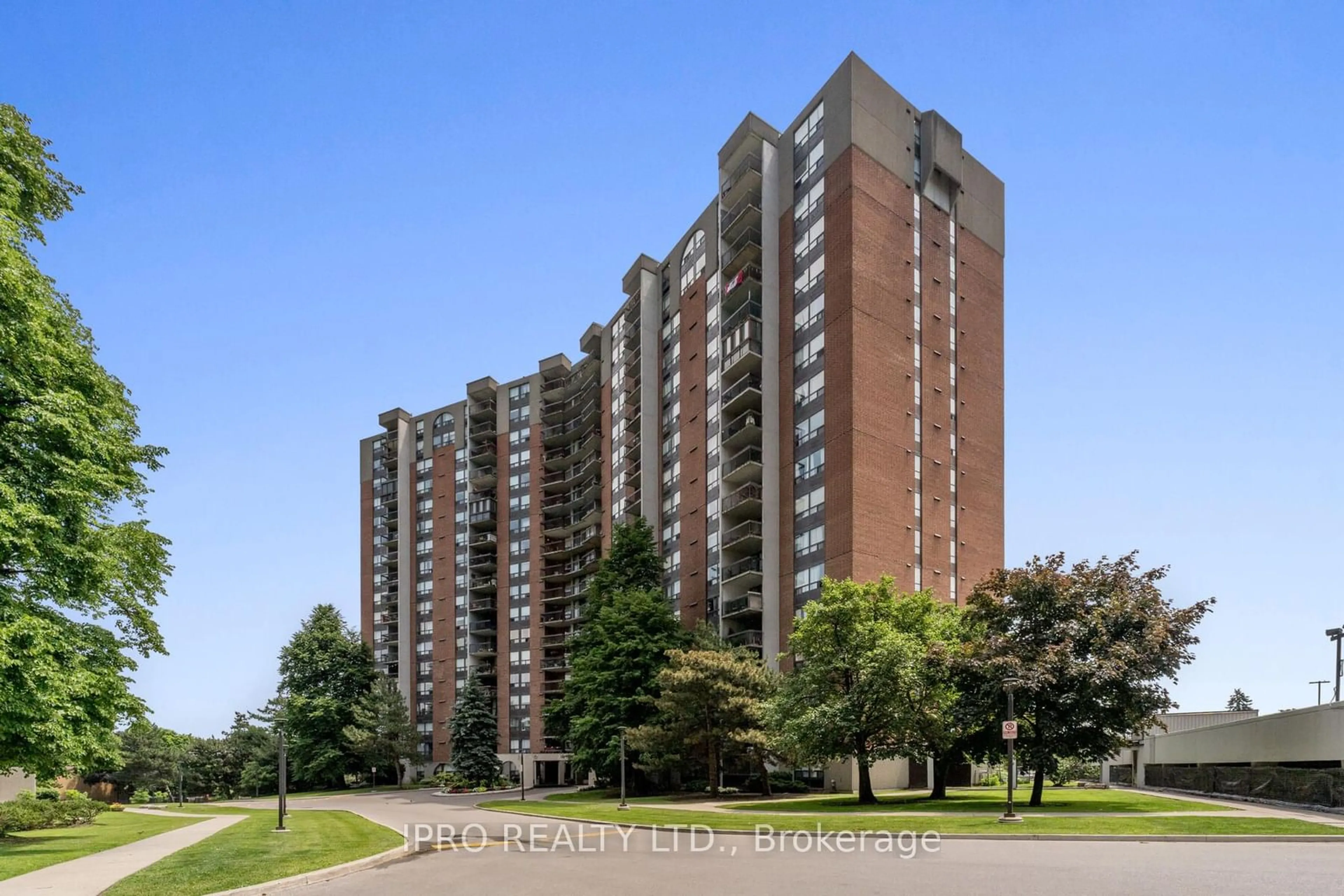 A pic from exterior of the house or condo for 50 Mississauga Valley Blvd #219, Mississauga Ontario L5A 3S2