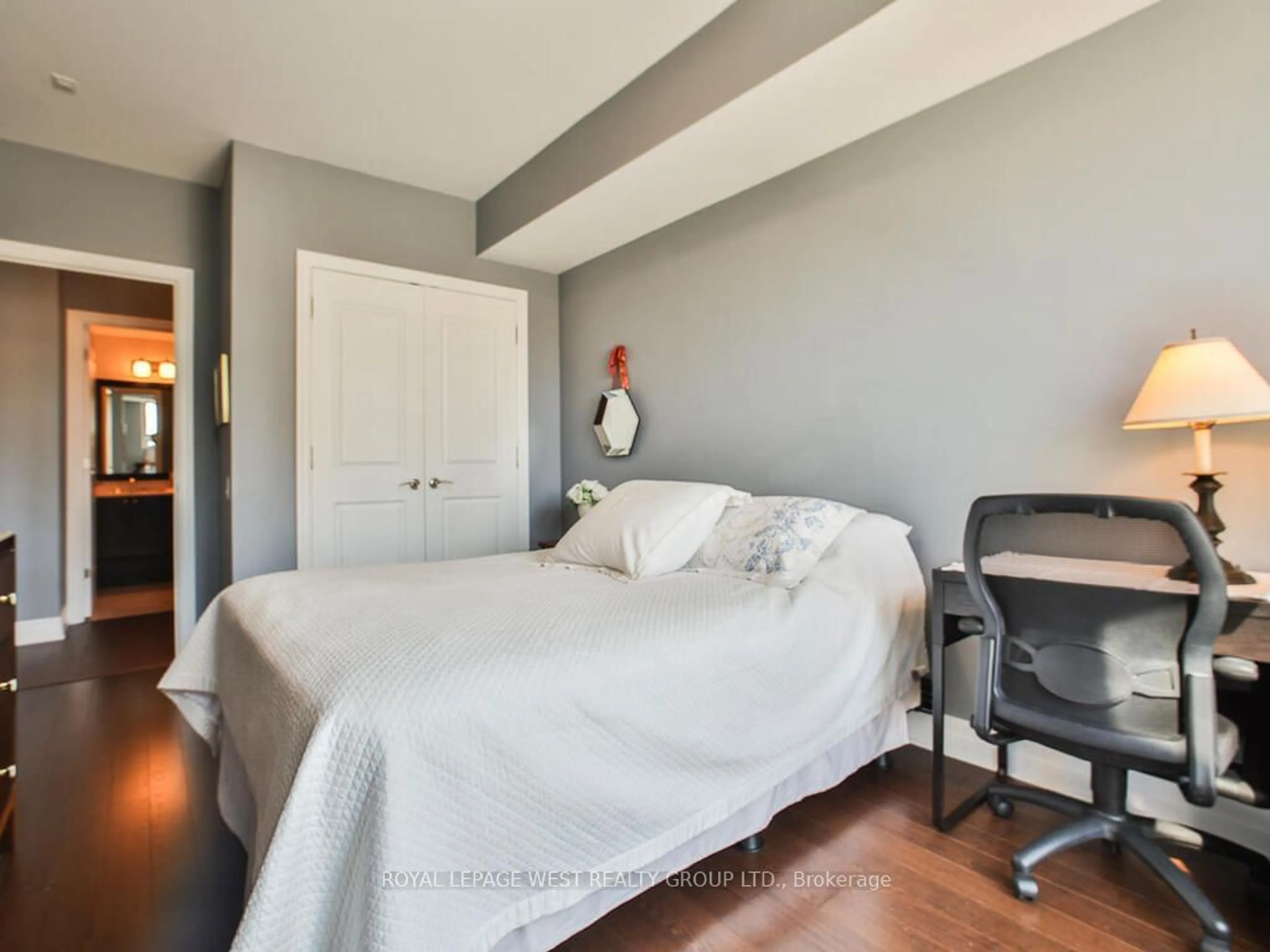 A pic of a room for 9 Burnhamthorpe Cres #401, Toronto Ontario M9A 0A6