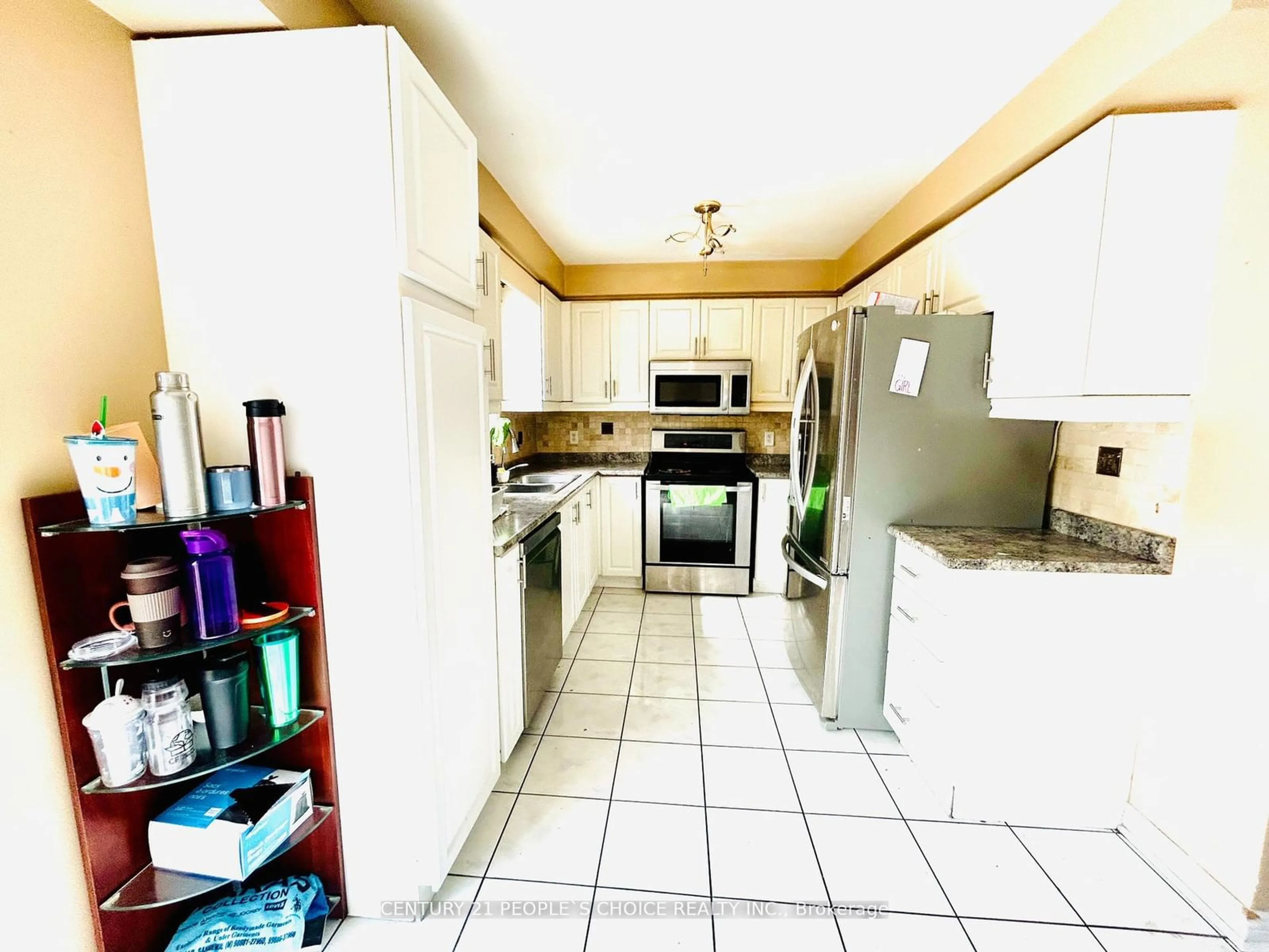 Kitchen for 3 Weatherell Dr, Brampton Ontario L7A 1Y7