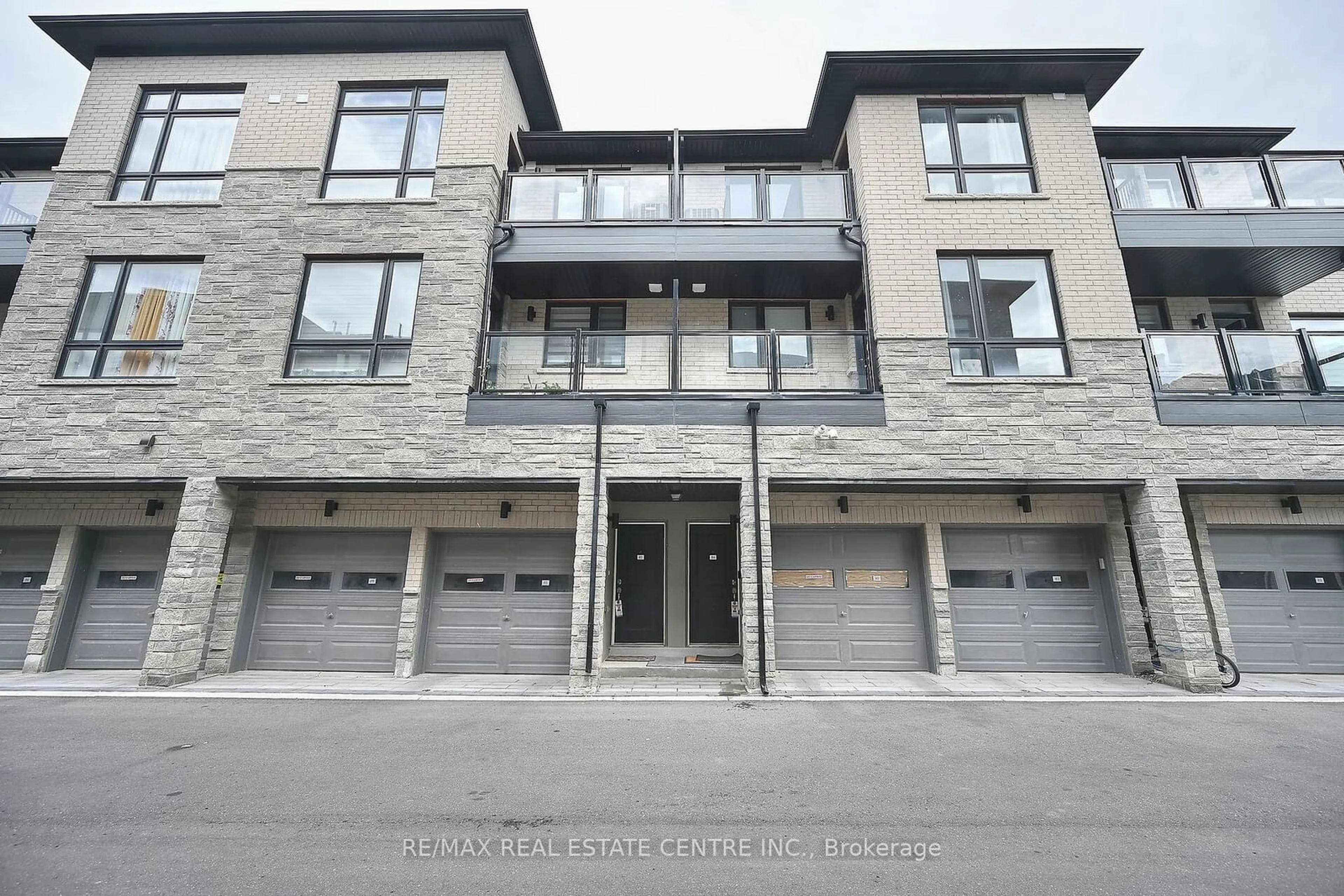 A pic from exterior of the house or condo for 9460 The Gore Rd #84, Brampton Ontario L6P 4P9