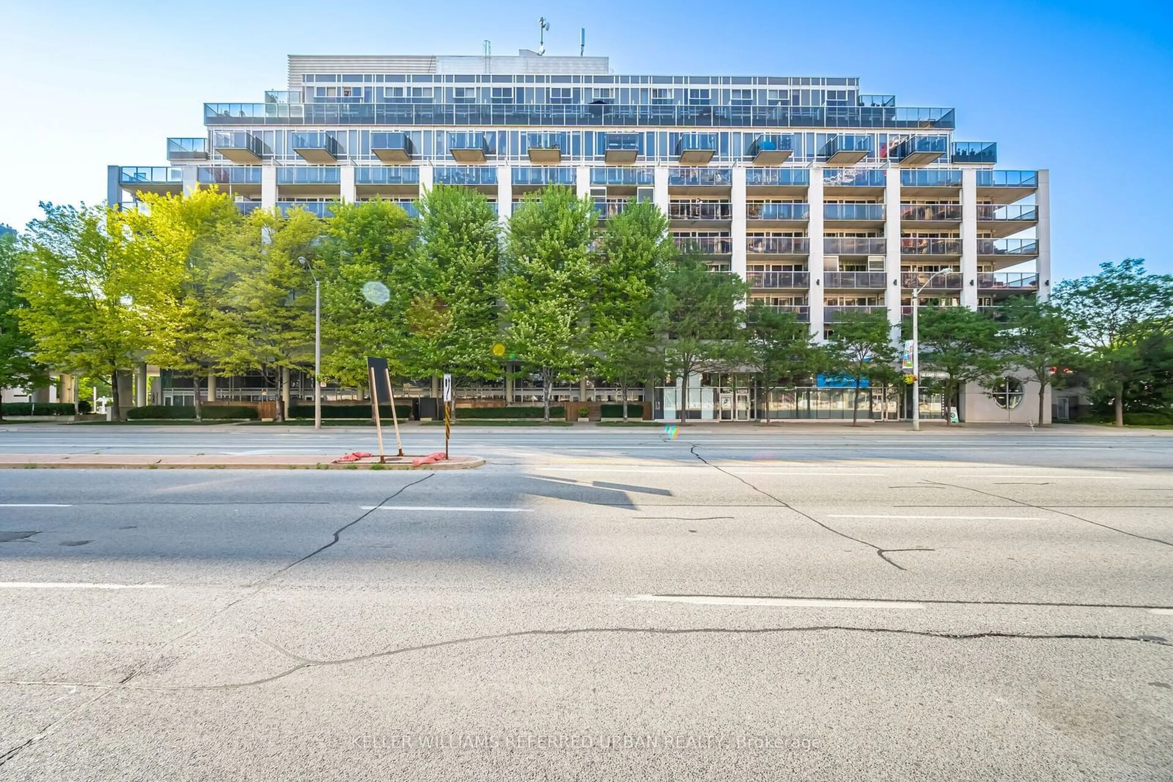 Street view for 1040 The Queensway Ave #413, Toronto Ontario M8Z 0A7