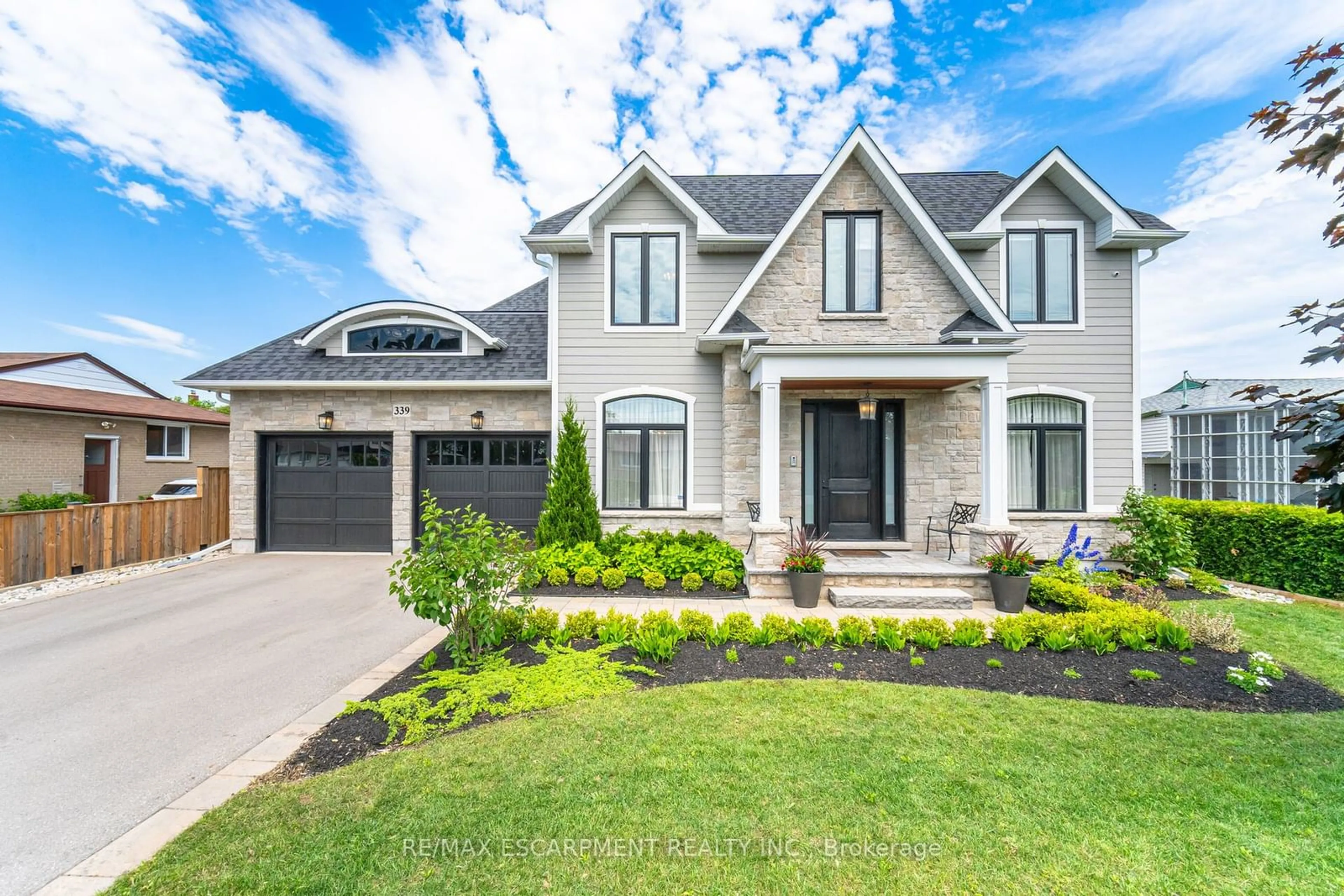 Home with brick exterior material for 339 Morden Rd, Oakville Ontario L6K 2S9