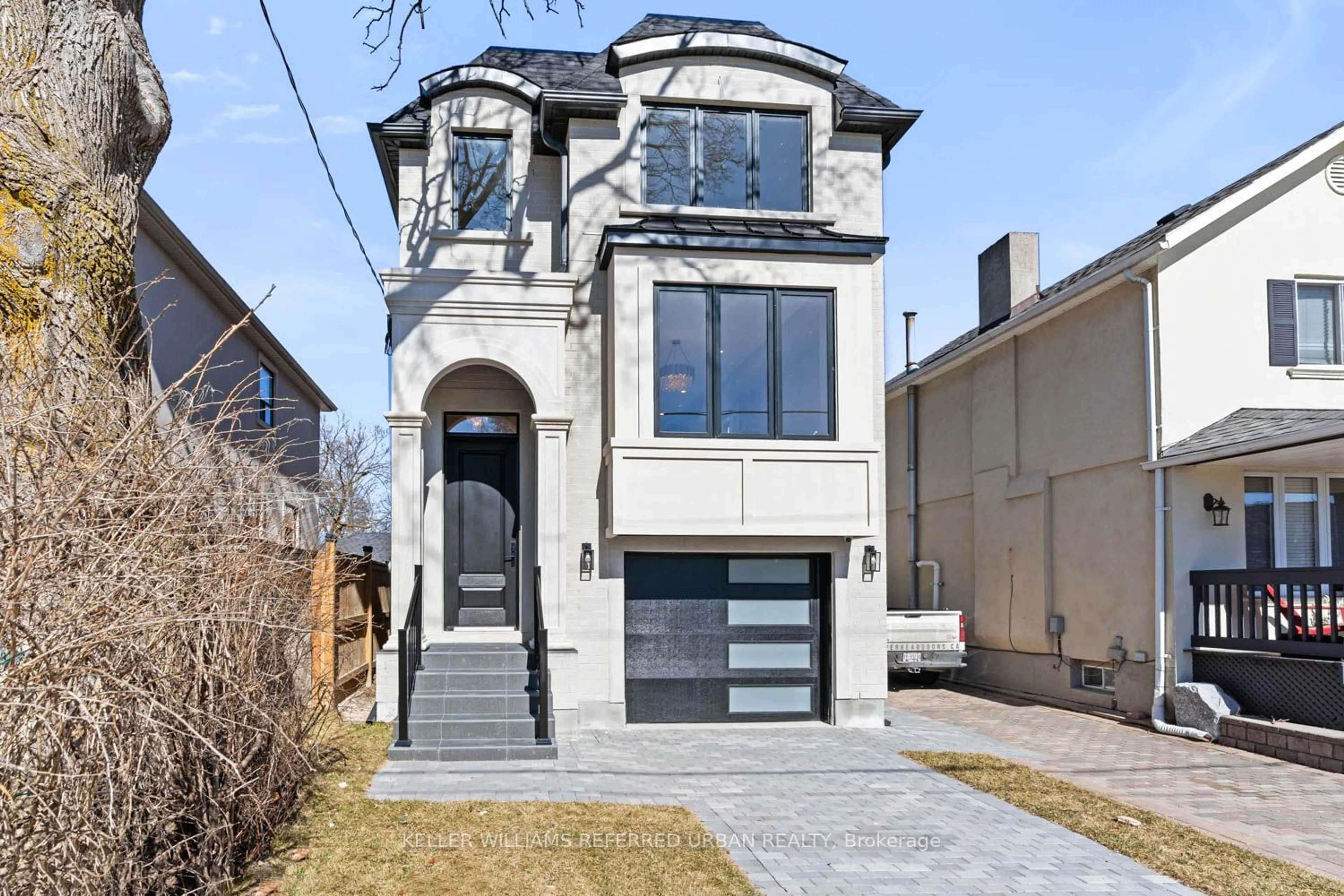 Frontside or backside of a home for 38 Kingdom St, Toronto Ontario M9P 1W3