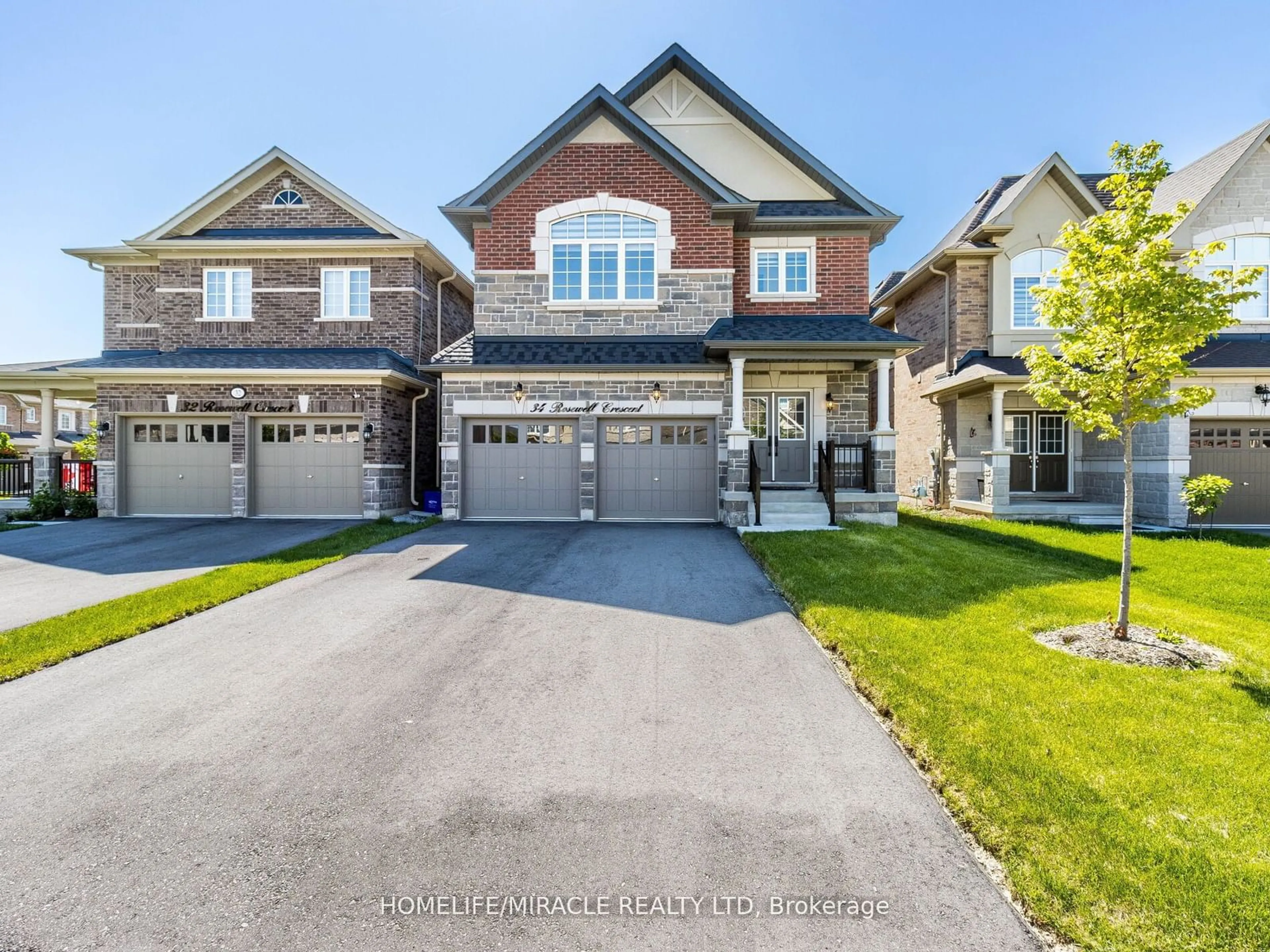 Frontside or backside of a home for 34 Rosewell Cres, Halton Hills Ontario L7G 0N4