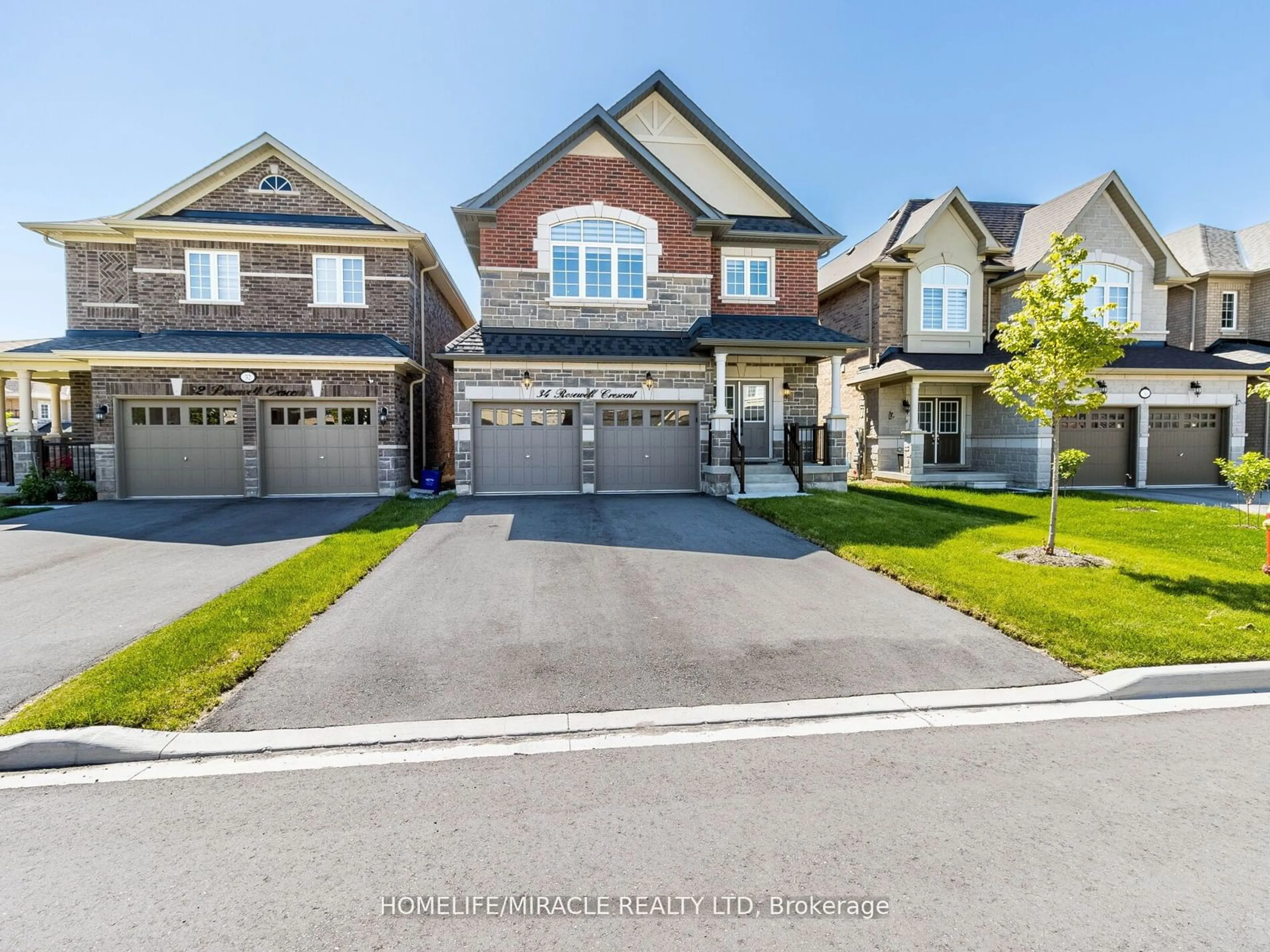 Frontside or backside of a home for 34 Rosewell Cres, Halton Hills Ontario L7G 0N4