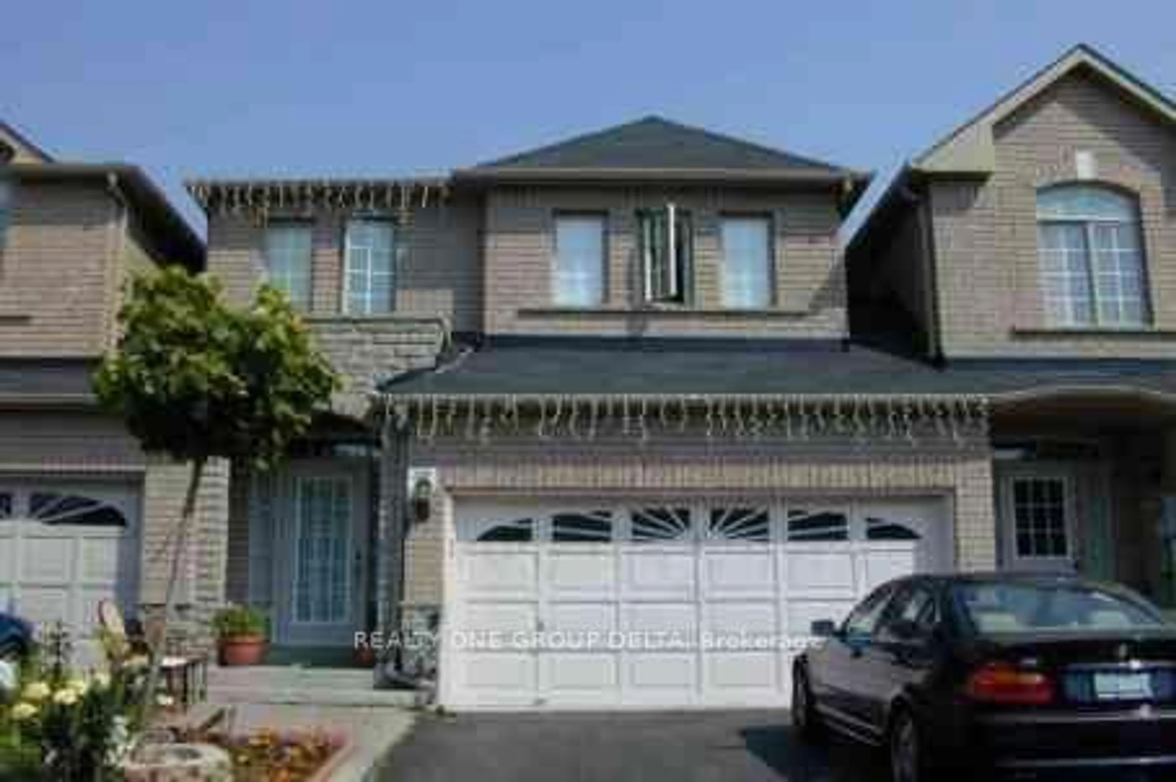 A pic from exterior of the house or condo for 63D View Green Cres, Toronto Ontario M9W 7E1