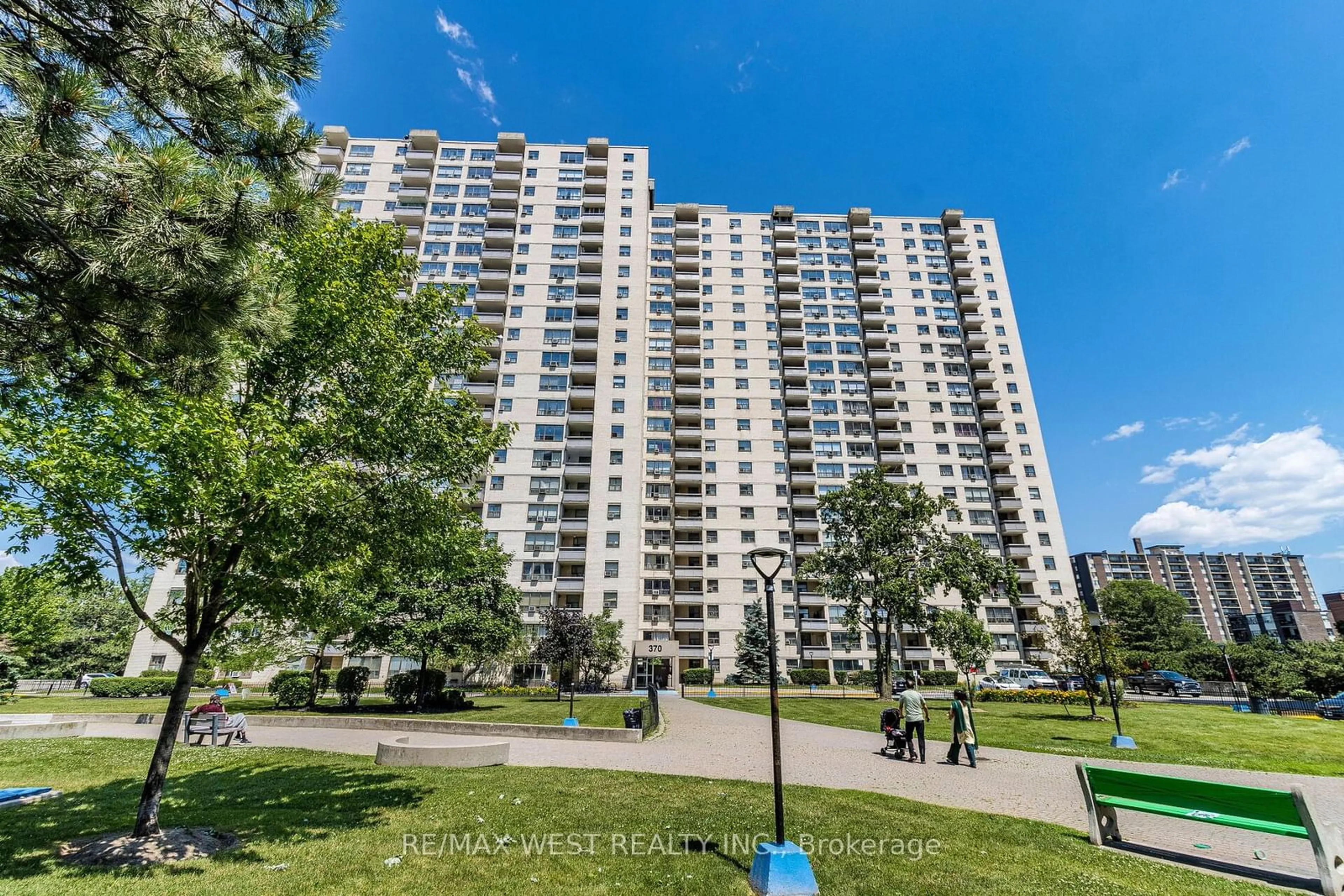 A pic from exterior of the house or condo for 370 Dixon Rd #816, Toronto Ontario M9R 1T2