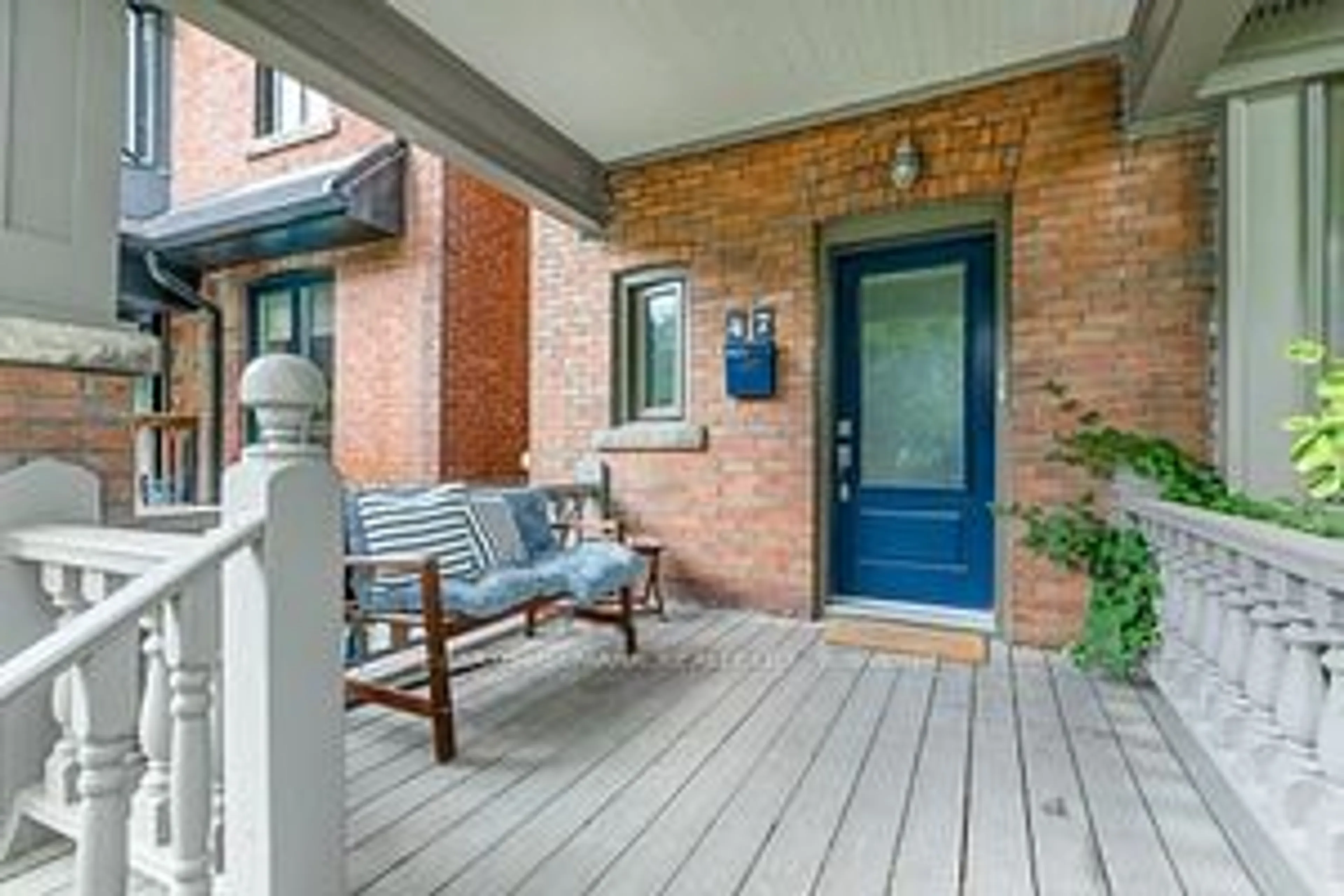 Indoor entryway, wood floors for 47 Laws St, Toronto Ontario M6P 2Y8