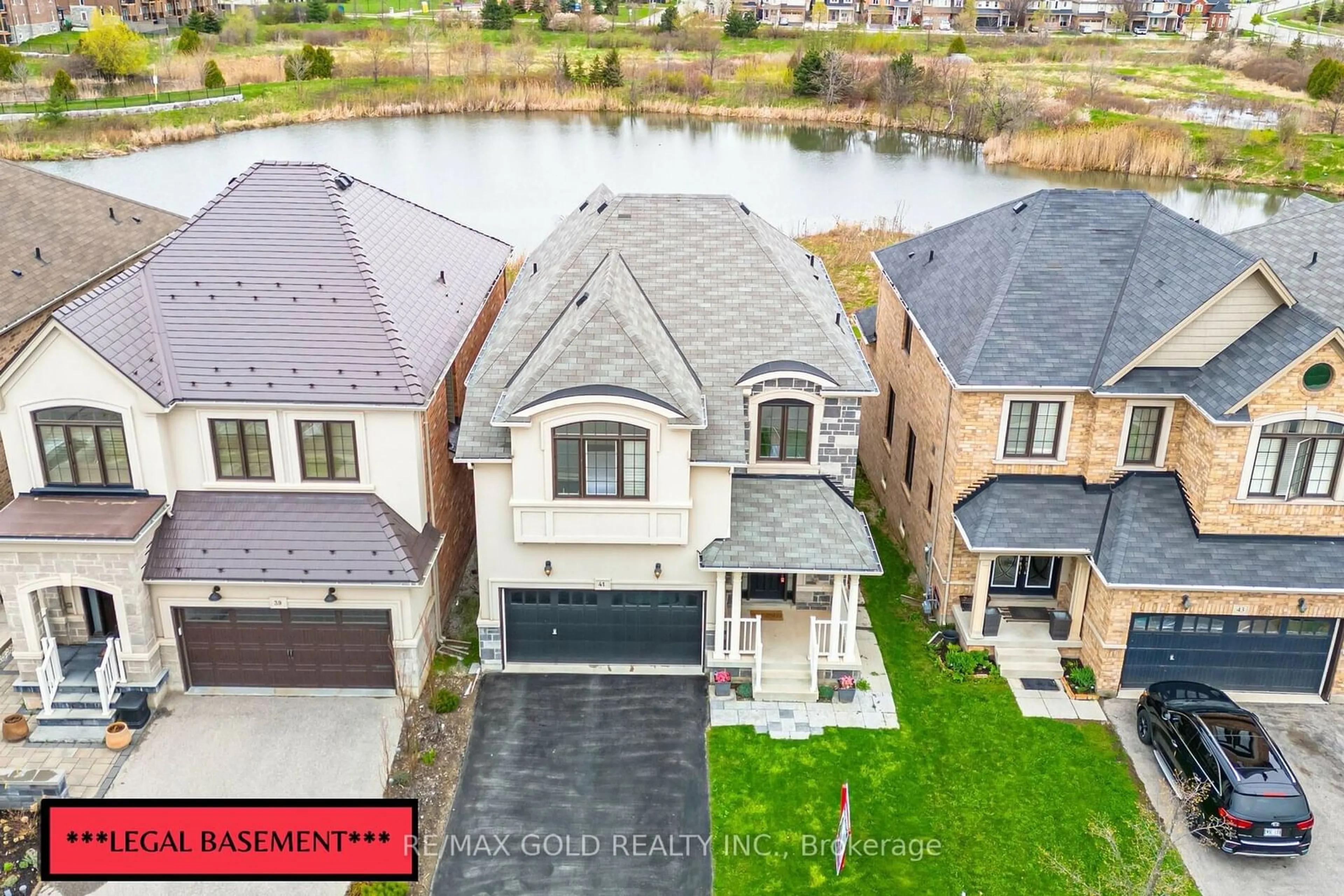 Frontside or backside of a home for 41 Alister Dr, Brampton Ontario L6X 0E4