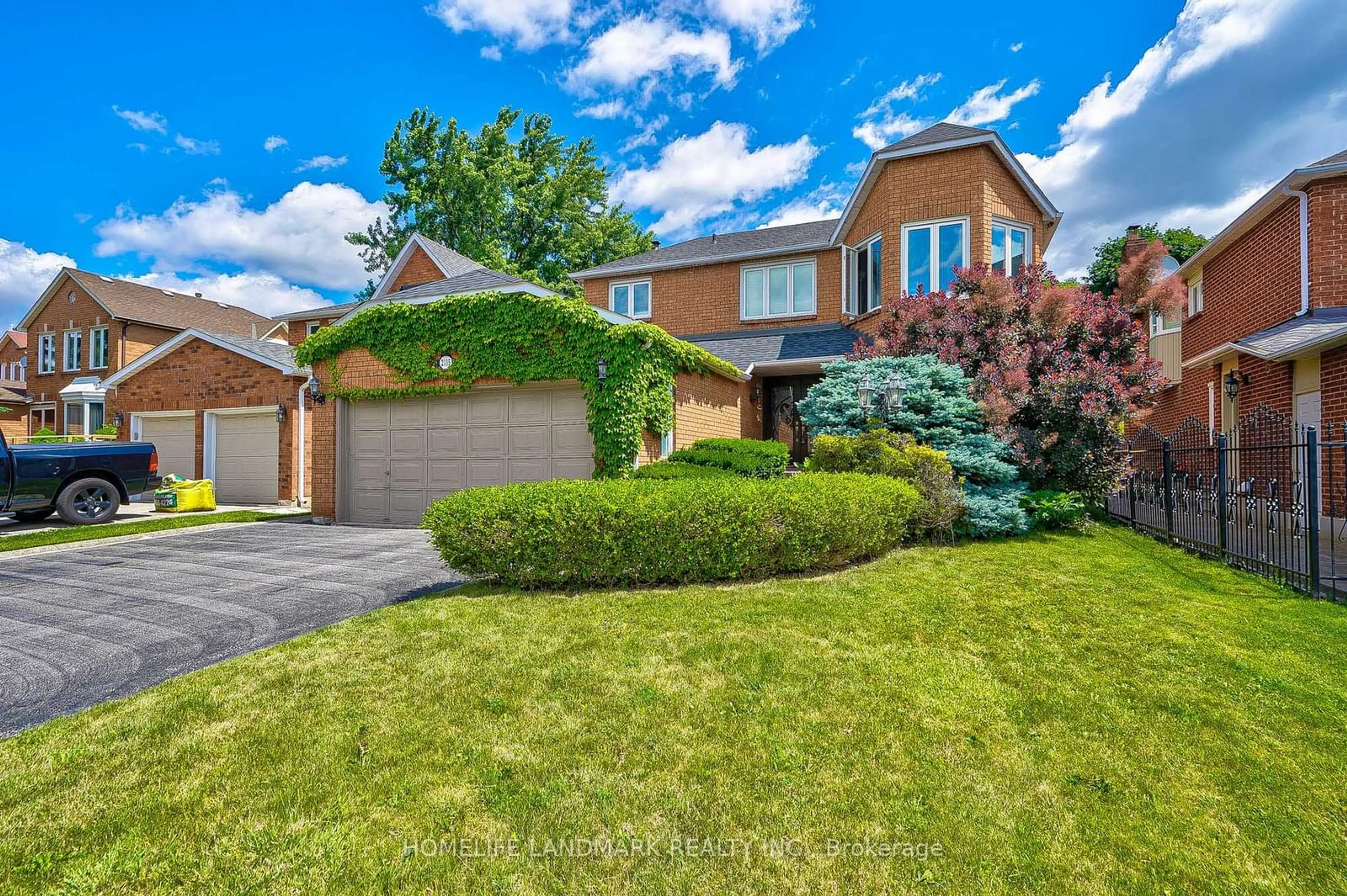 Frontside or backside of a home for 2115 Eighth Line, Oakville Ontario L6H 3Z6