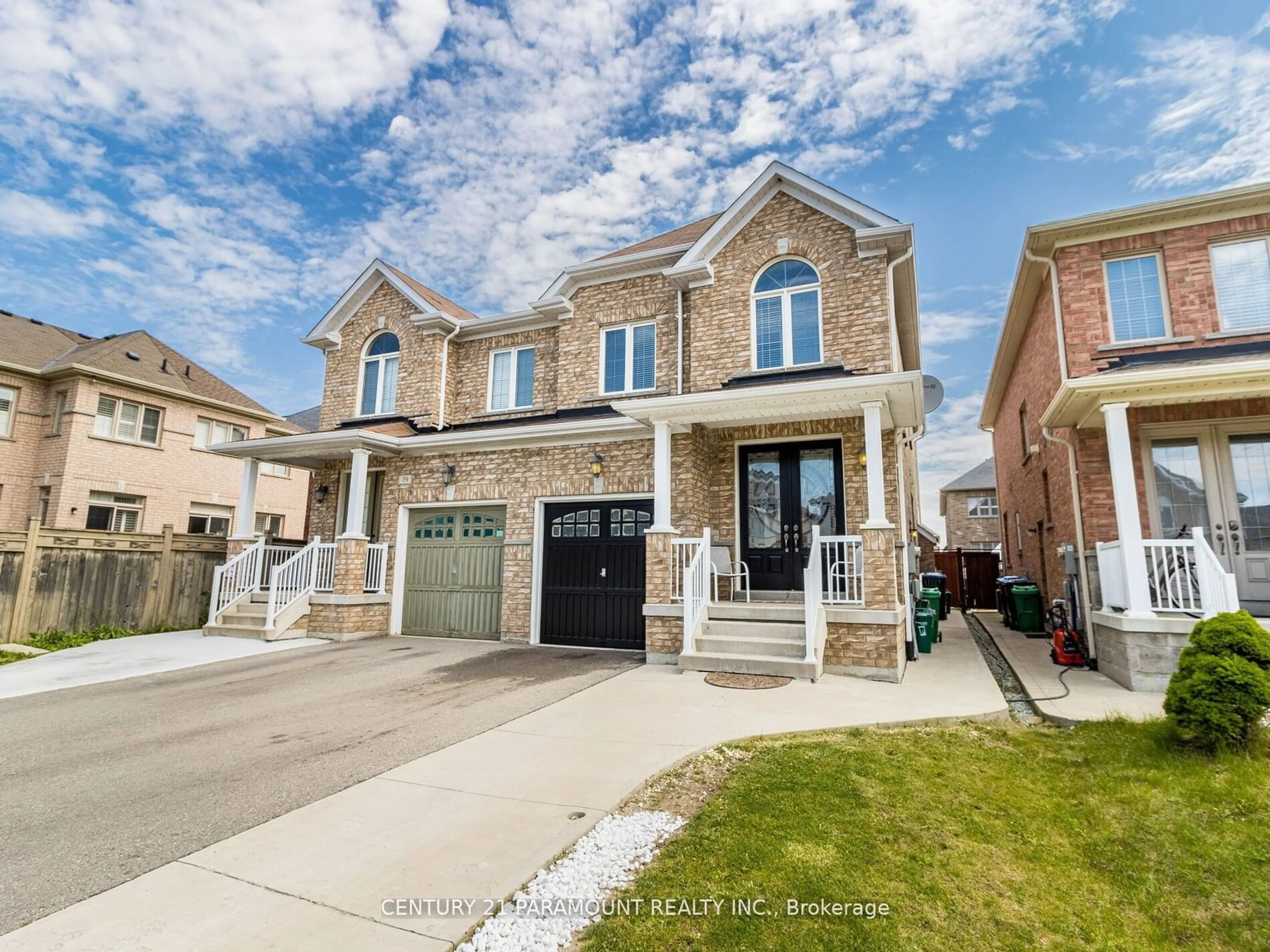 Home with brick exterior material for 37 Campwood Cres, Brampton Ontario L6P 3S6