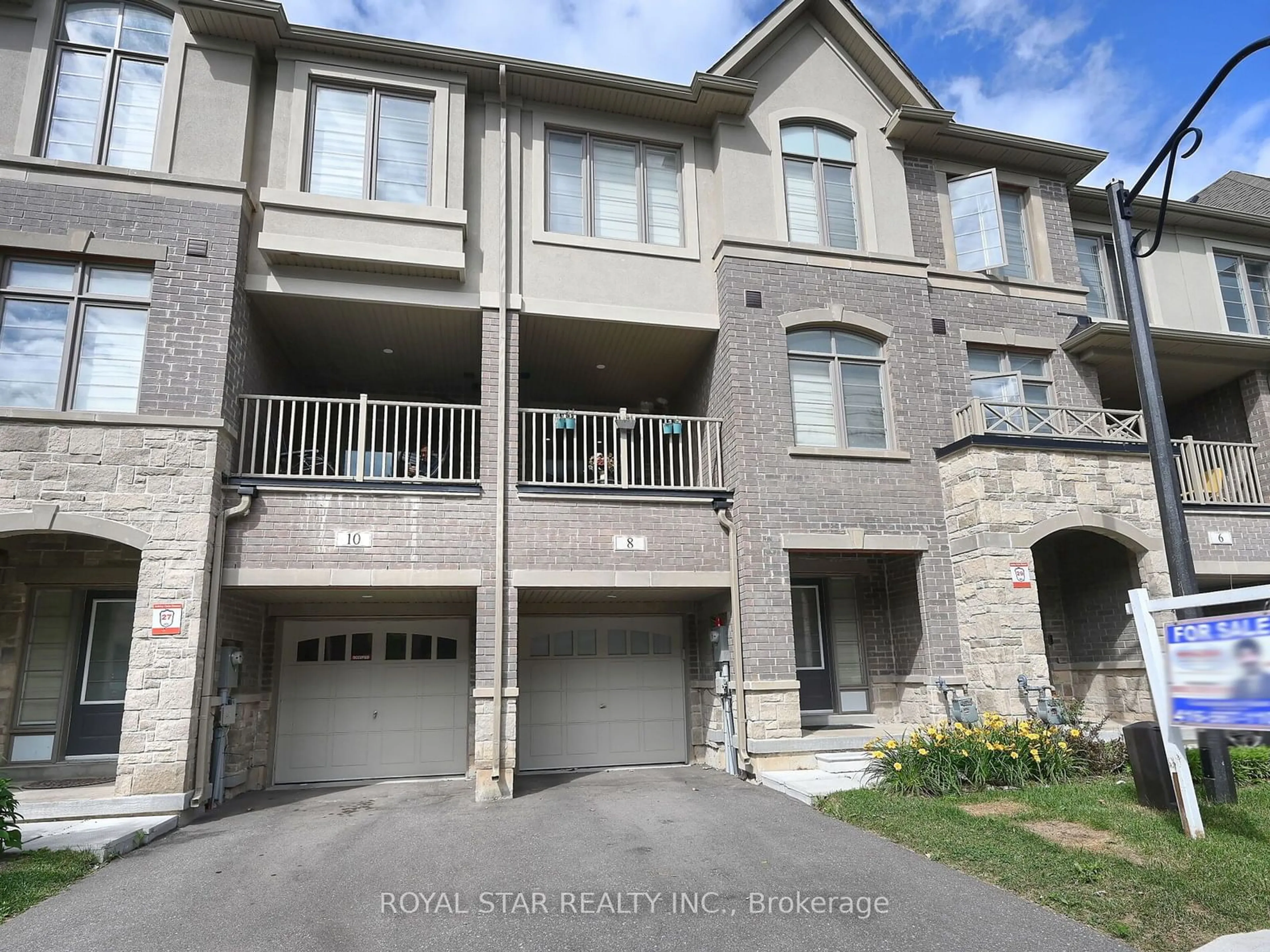 A pic from exterior of the house or condo for 8 Summerbeam Way, Brampton Ontario L6Y 6K5