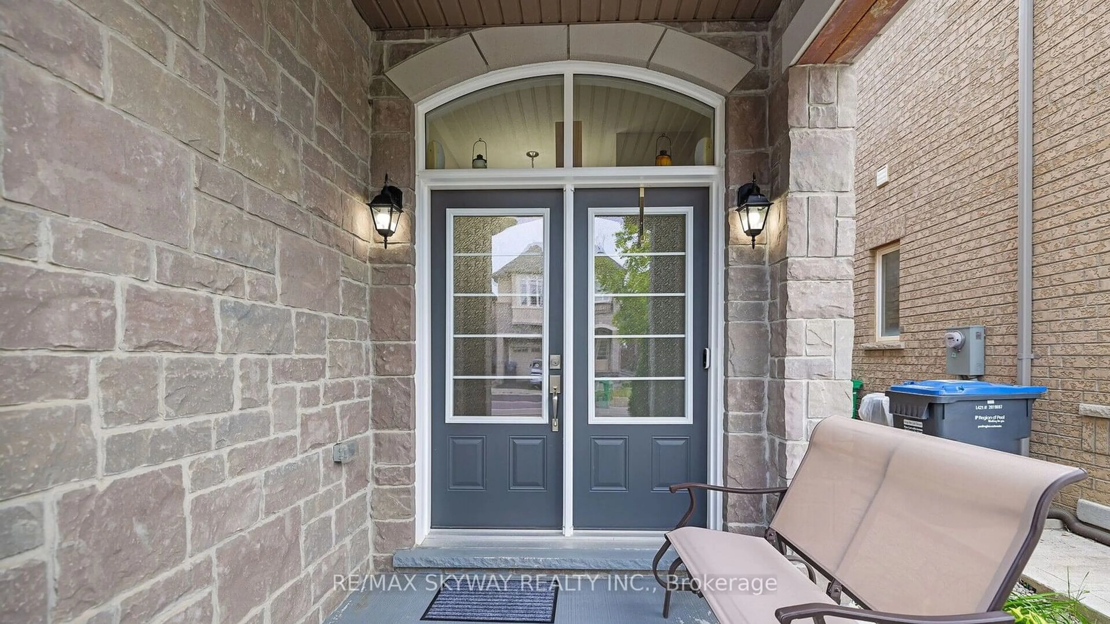 Indoor entryway for 5 Lola Cres, Brampton Ontario L7A 4J7