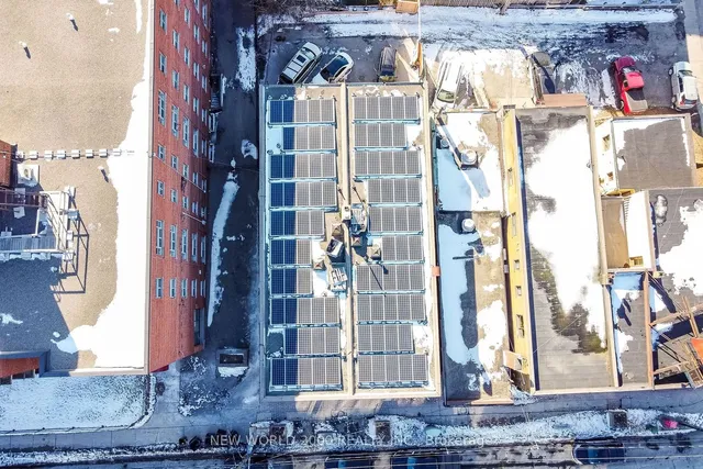Additional property image - 2011 Eglinton Ave