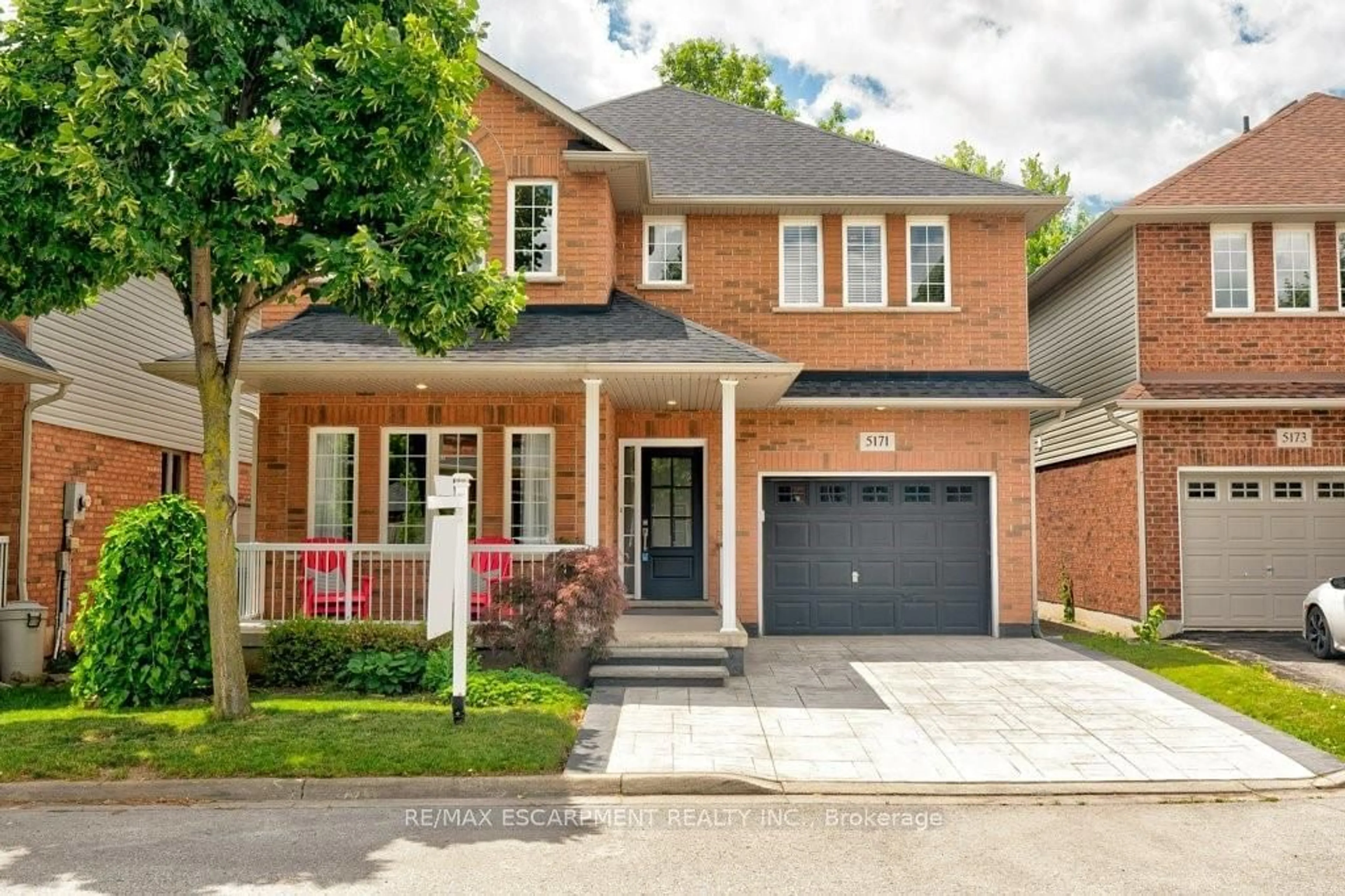 Home with brick exterior material for 5171 Garland Cres, Burlington Ontario L7L 7L2