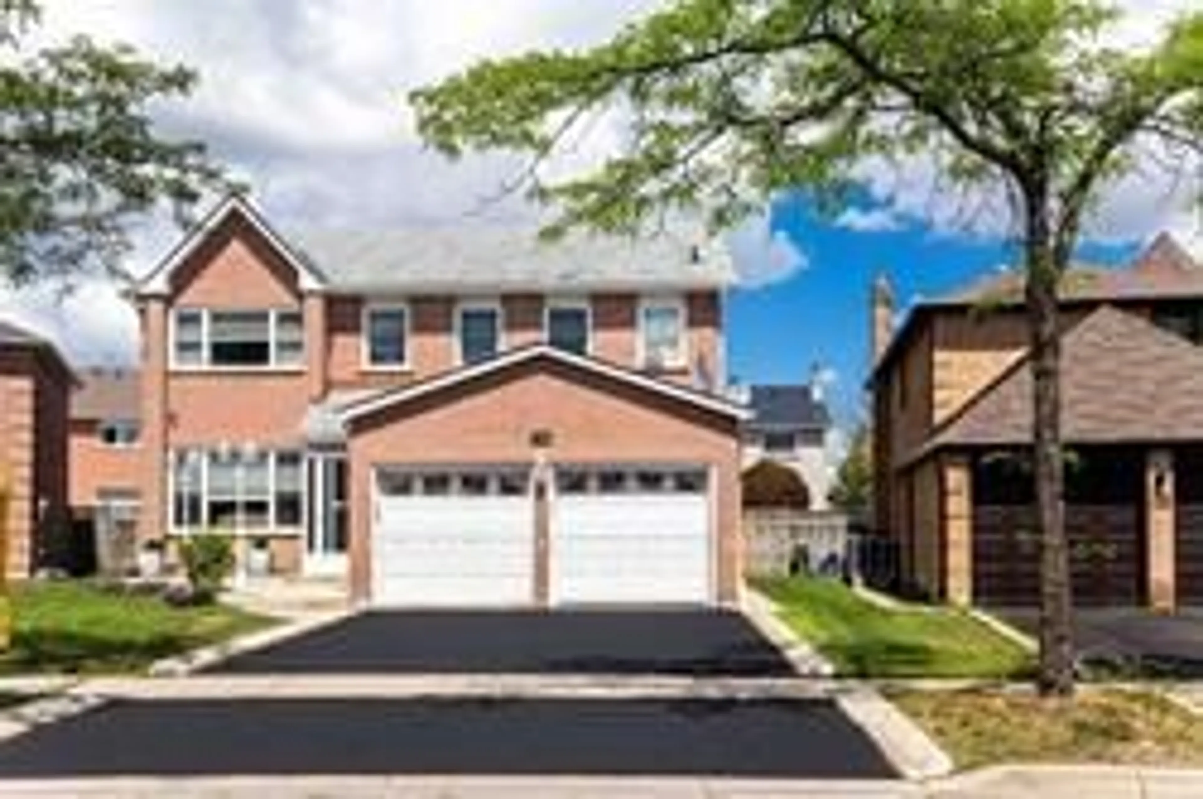 Home with brick exterior material for 74 Nipissing Cres, Brampton Ontario L6S 5A1