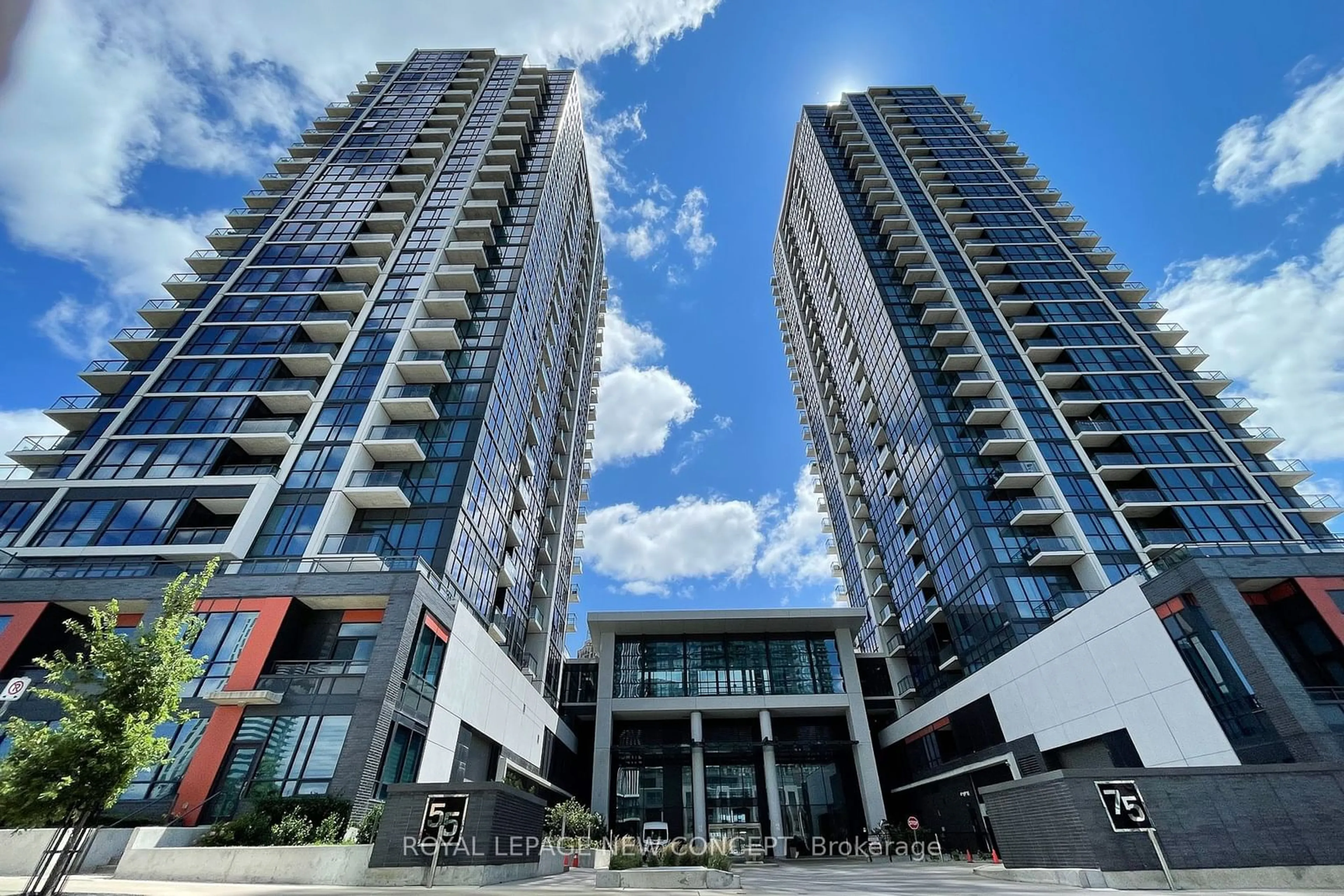 A pic from exterior of the house or condo for 55 Eglinton Ave #PH2204, Mississauga Ontario L5R 0E4