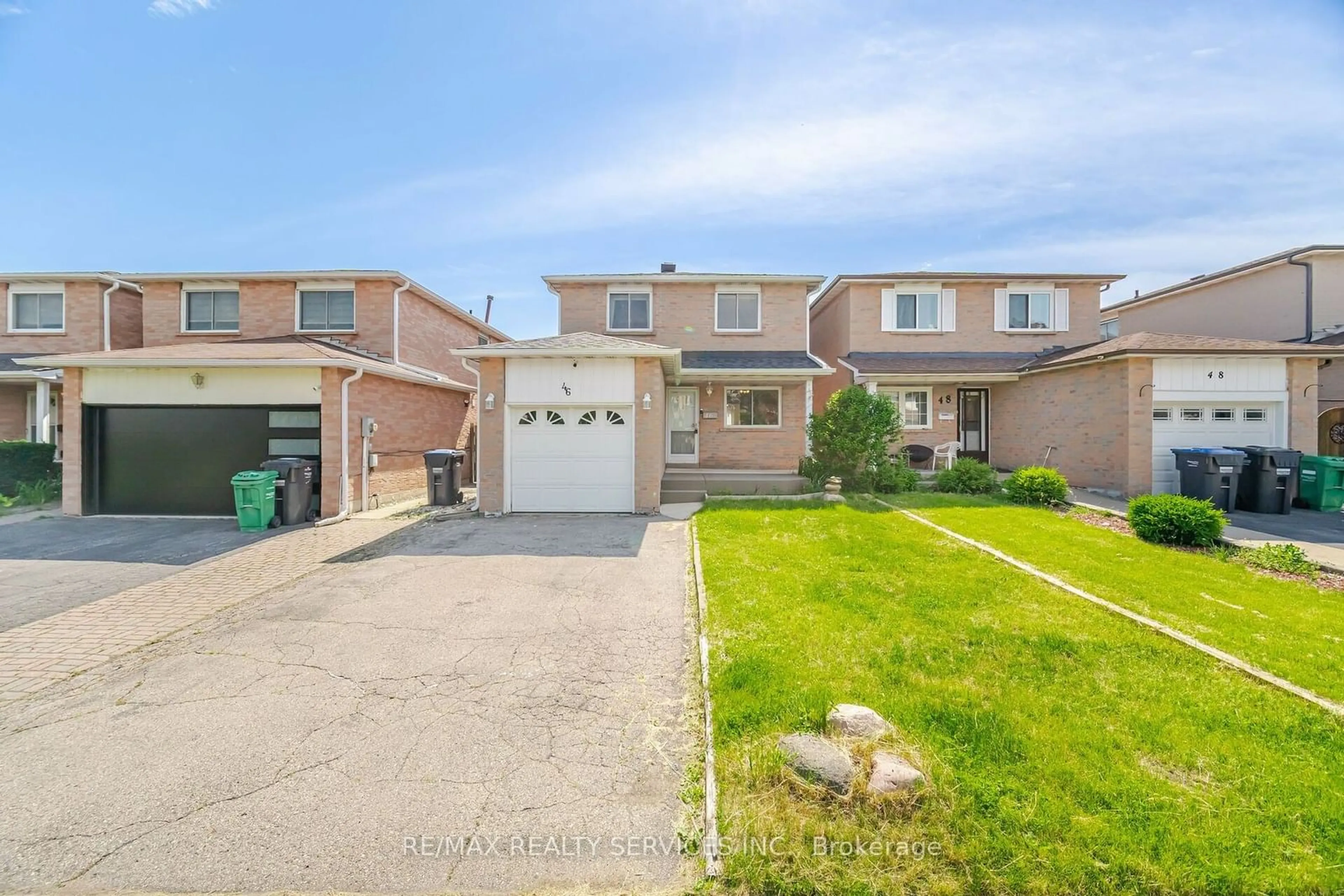 Frontside or backside of a home for 46 Royal Palm Dr, Brampton Ontario L6Z 1P6