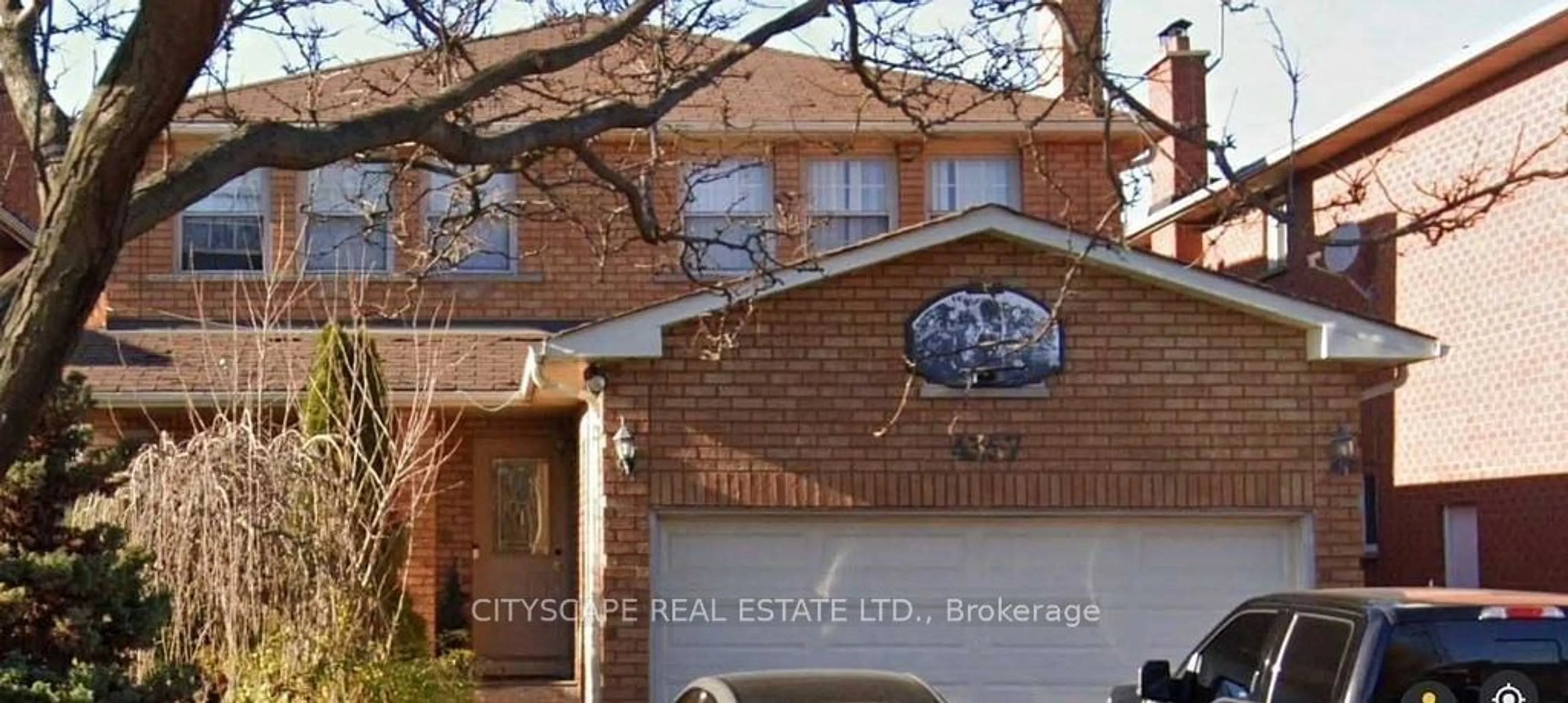Home with brick exterior material for 4357 Goldenrod Cres, Mississauga Ontario L5E 1E3