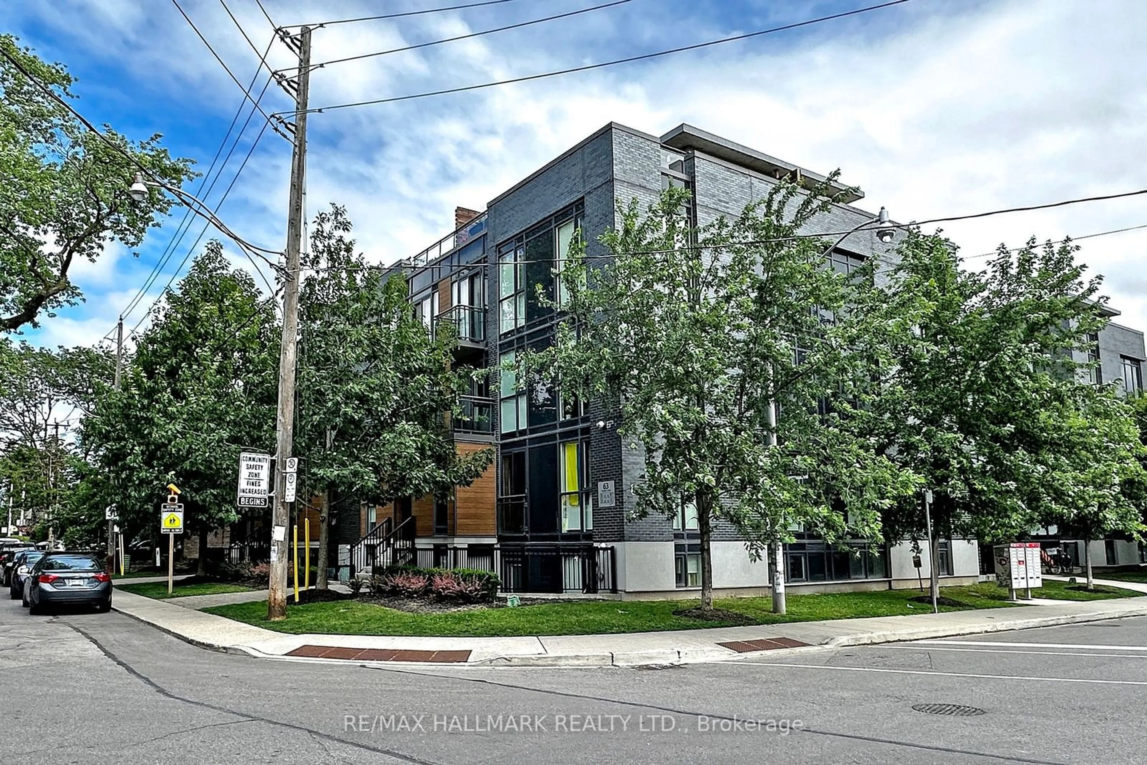 A pic from exterior of the house or condo for 63 Ruskin Ave #402, Toronto Ontario M6P 3P7