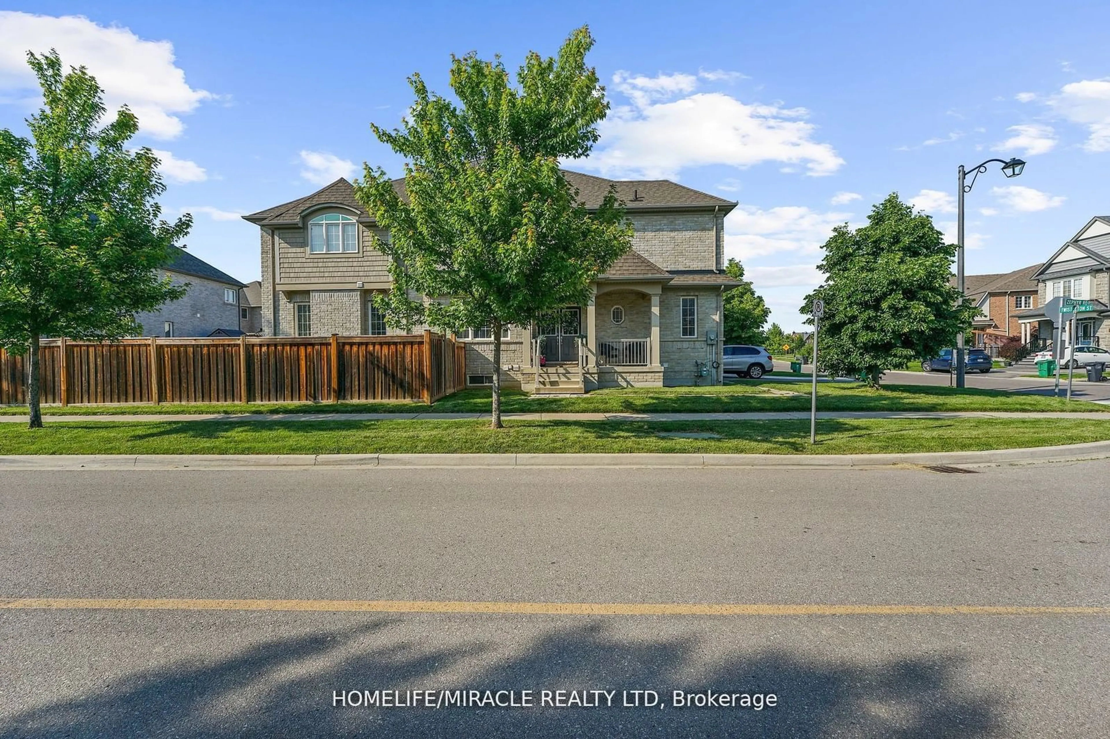 Frontside or backside of a home for 1 Zephyr Rd, Caledon Ontario L7C 3V9