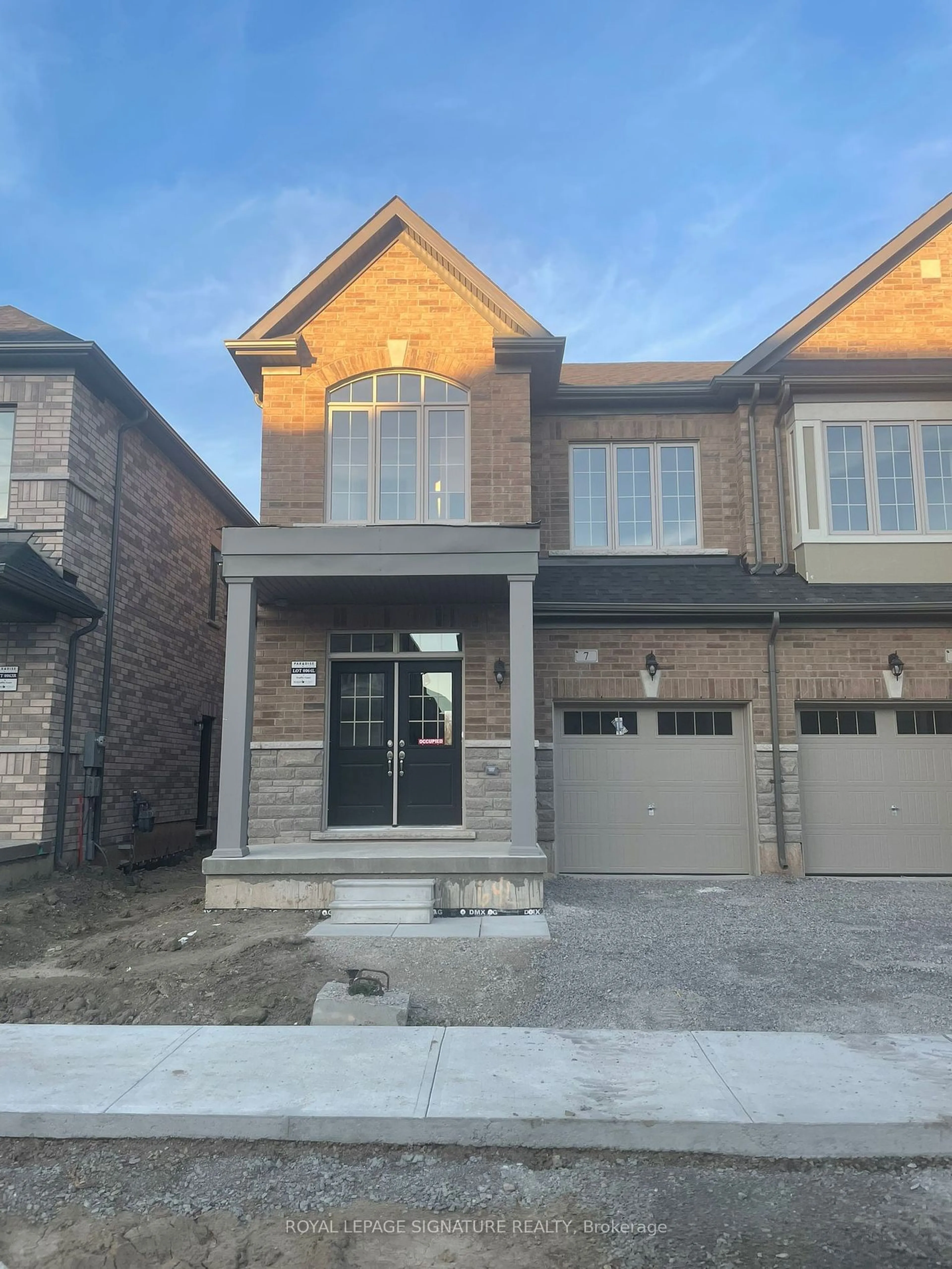 Home with brick exterior material for 7 Truffle Crt, Brampton Ontario L7A 5A6