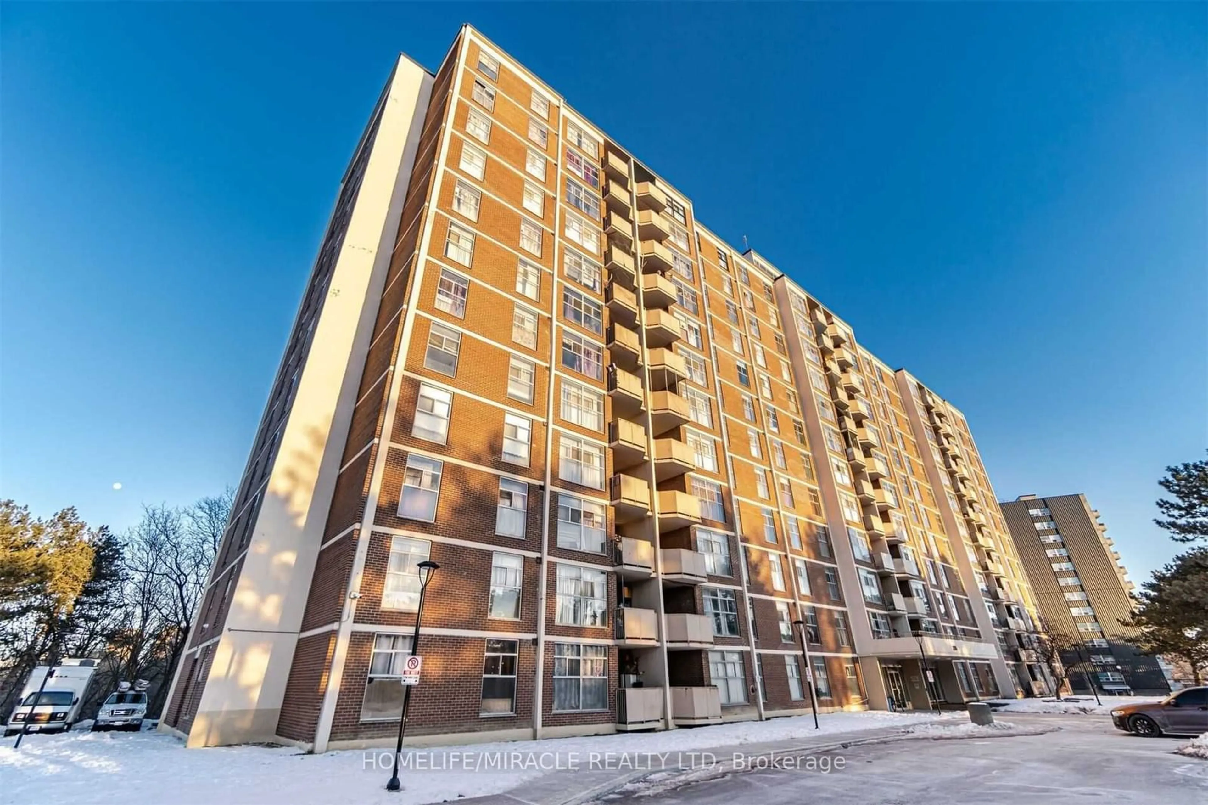 A pic from exterior of the house or condo for 335 Driftwood Ave #408, Toronto Ontario M3N 2P3