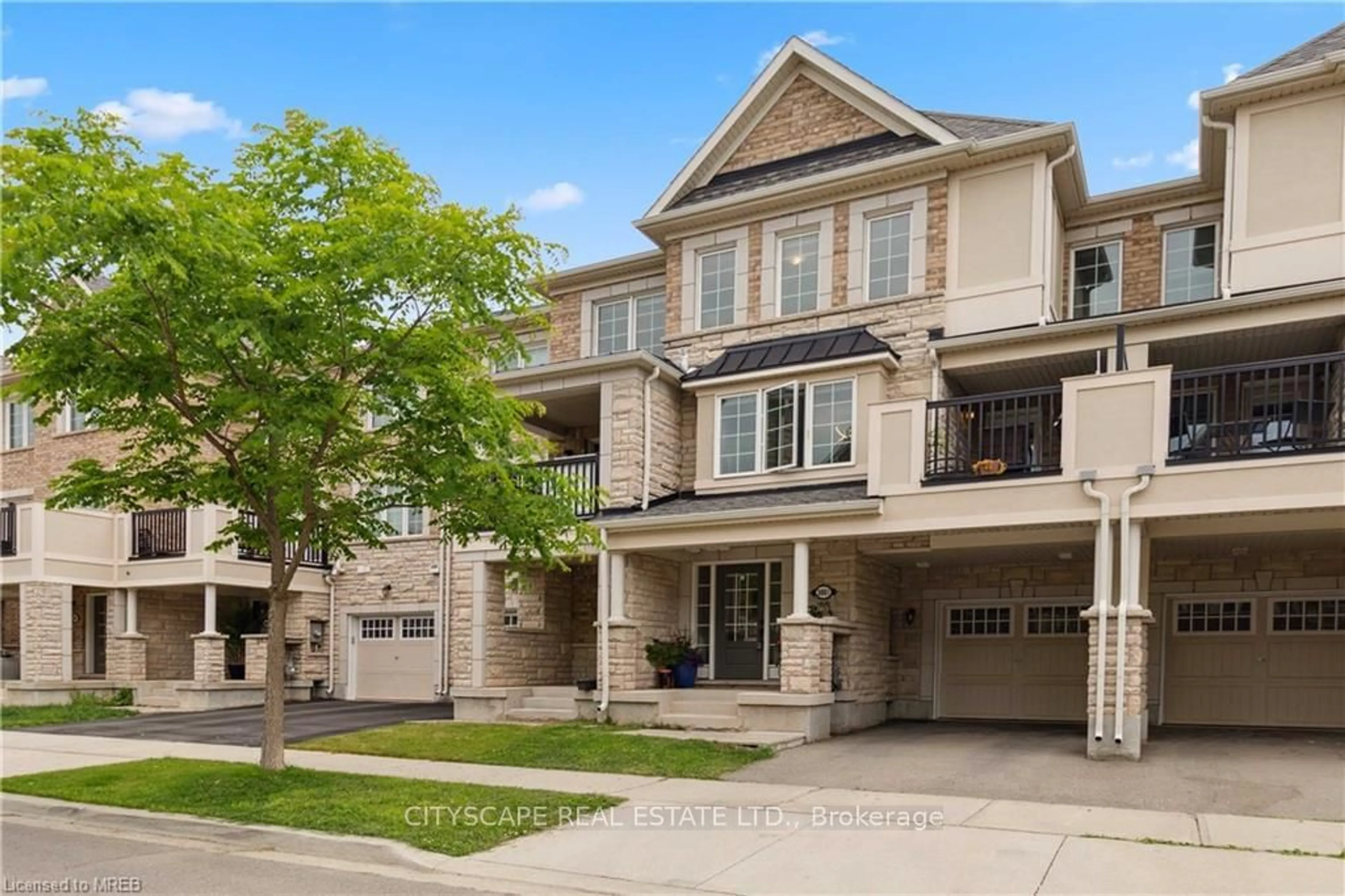 A pic from exterior of the house or condo for 3061 Mistletoe Gdns, Oakville Ontario L6M 0Y8