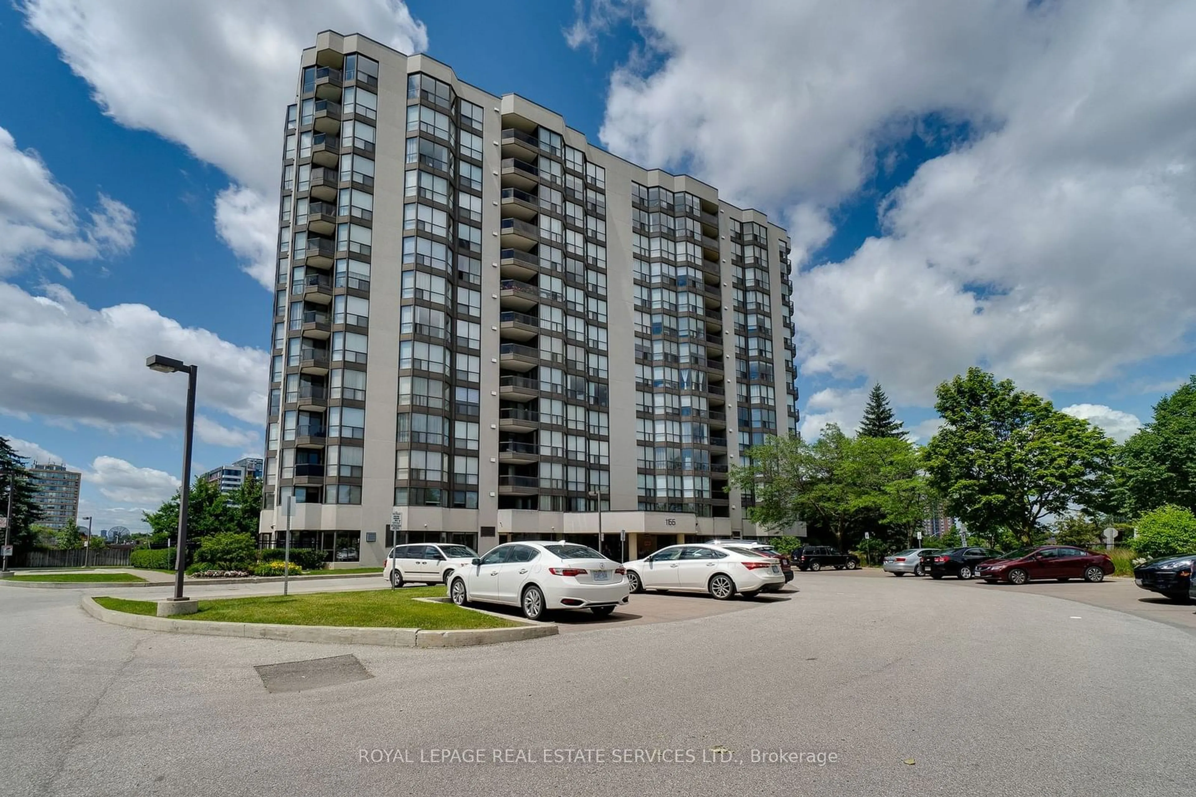 A pic from exterior of the house or condo for 1155 Bough Beeches Blvd #308, Mississauga Ontario L4W 4N2
