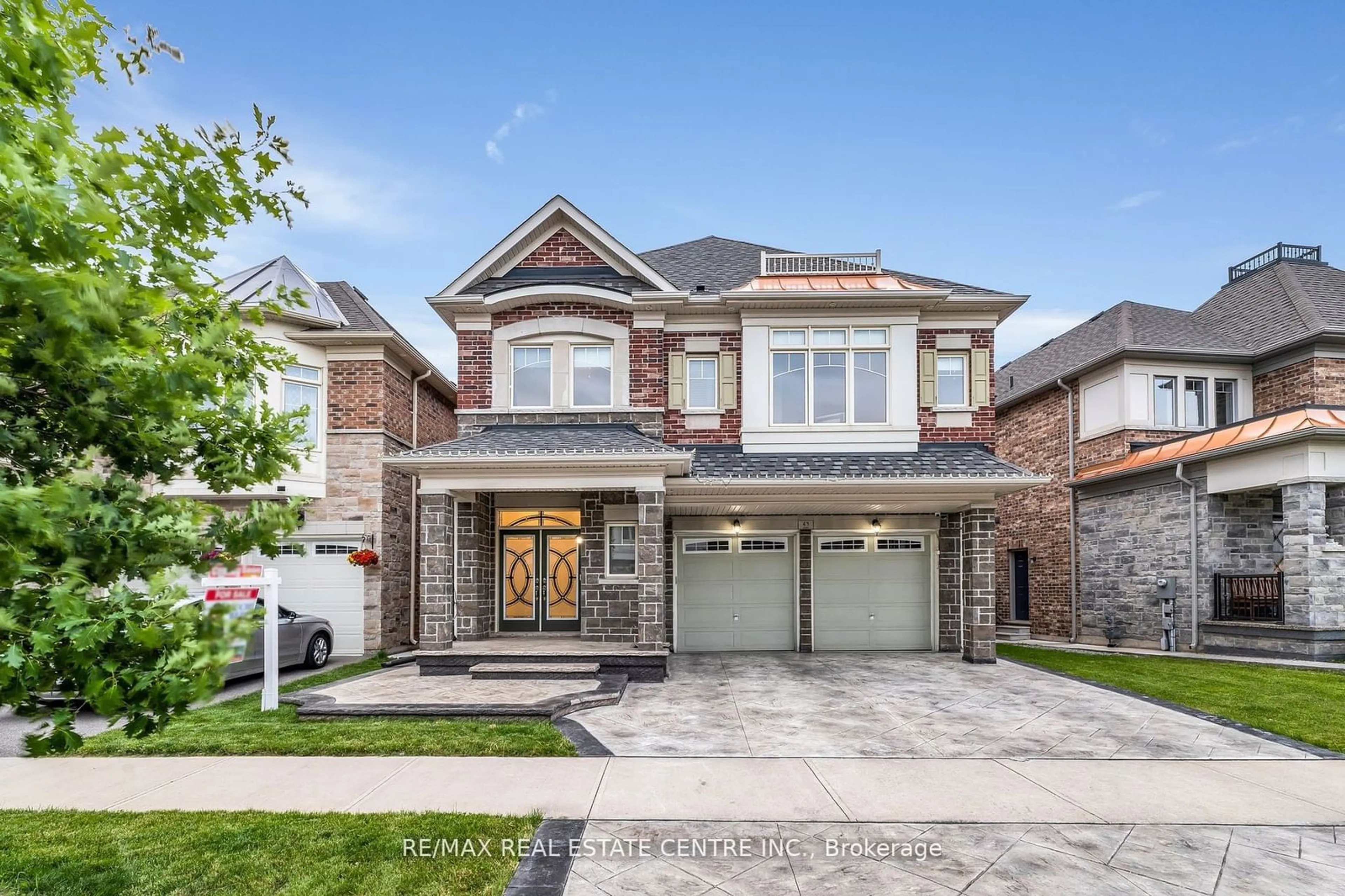 Home with brick exterior material for 43 Provost Tr, Brampton Ontario L6Y 6E7