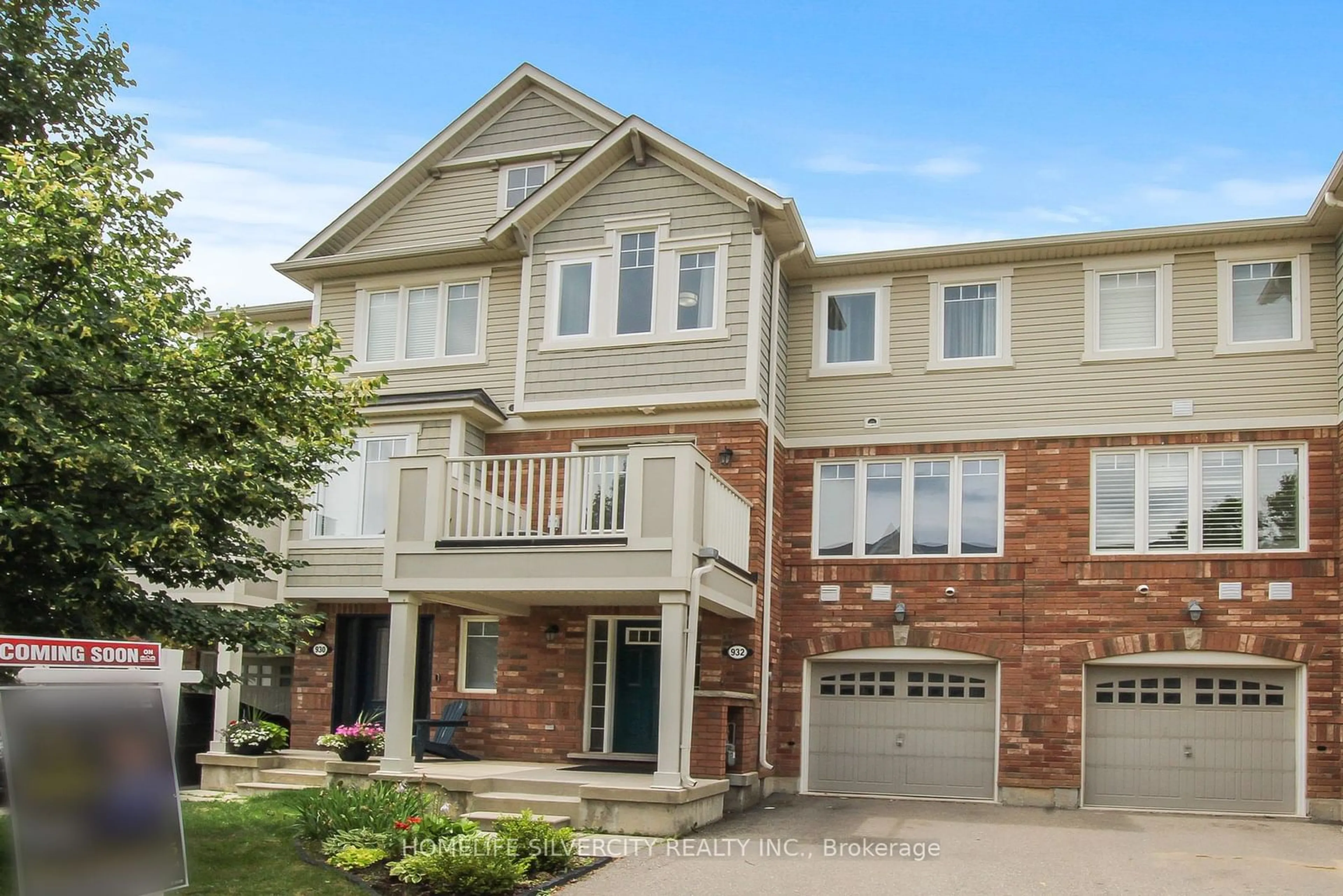 A pic from exterior of the house or condo for 932 Brassard Circ, Milton Ontario L9T 8E3