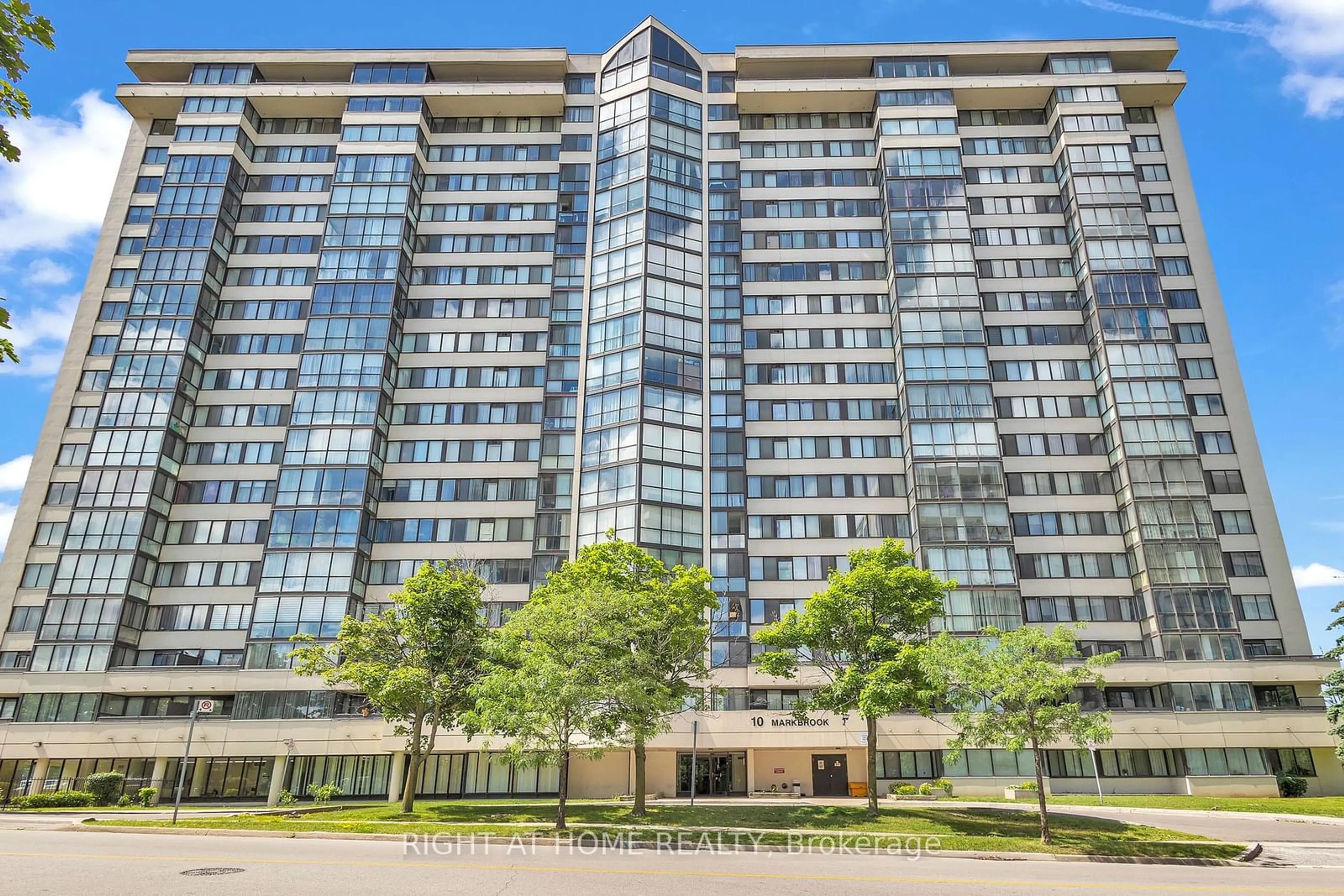 A pic from exterior of the house or condo for 10 Markbrook Lane #707, Toronto Ontario M9V 5E3