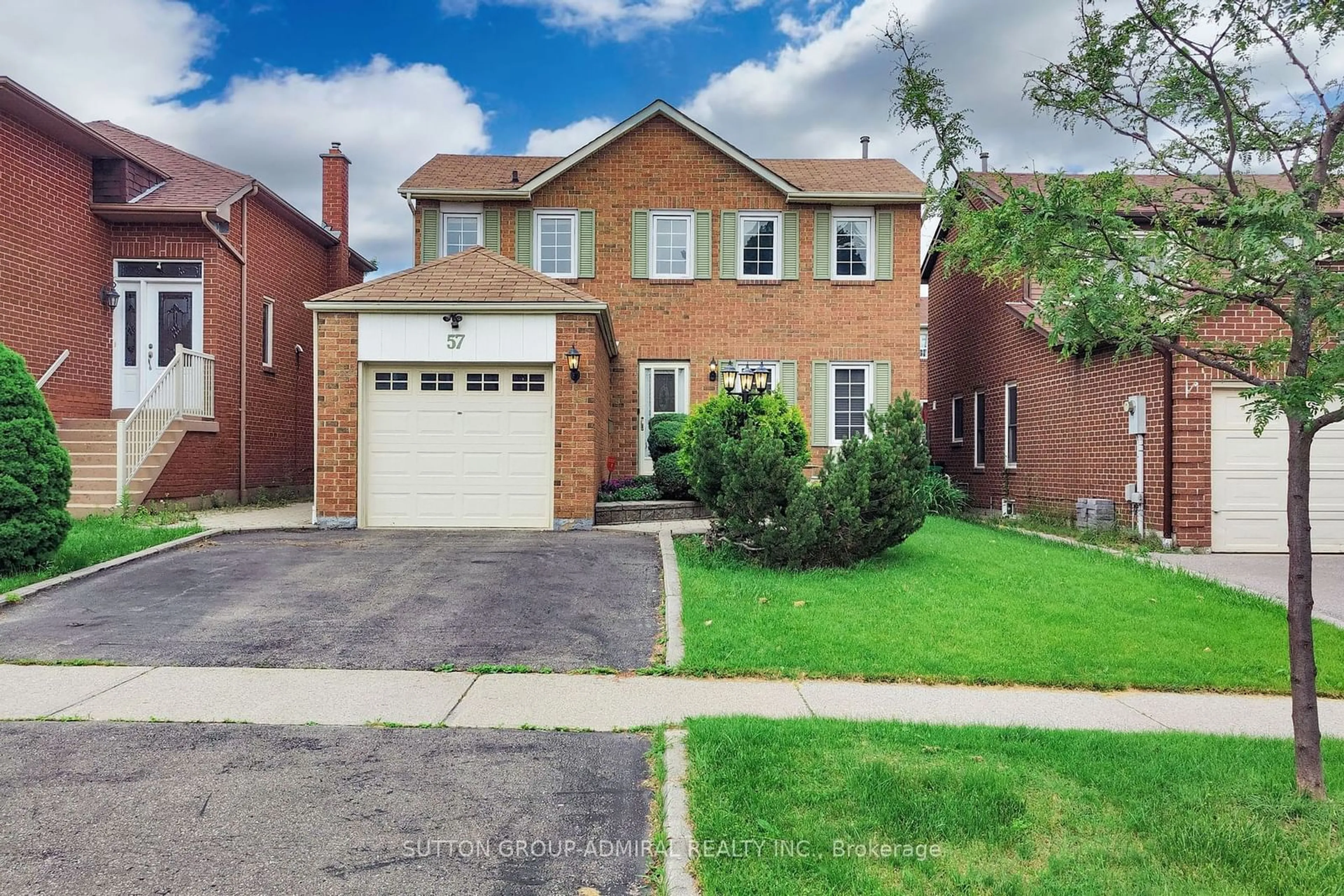 Home with brick exterior material for 57 Nuttall St, Brampton Ontario L6S 4V1