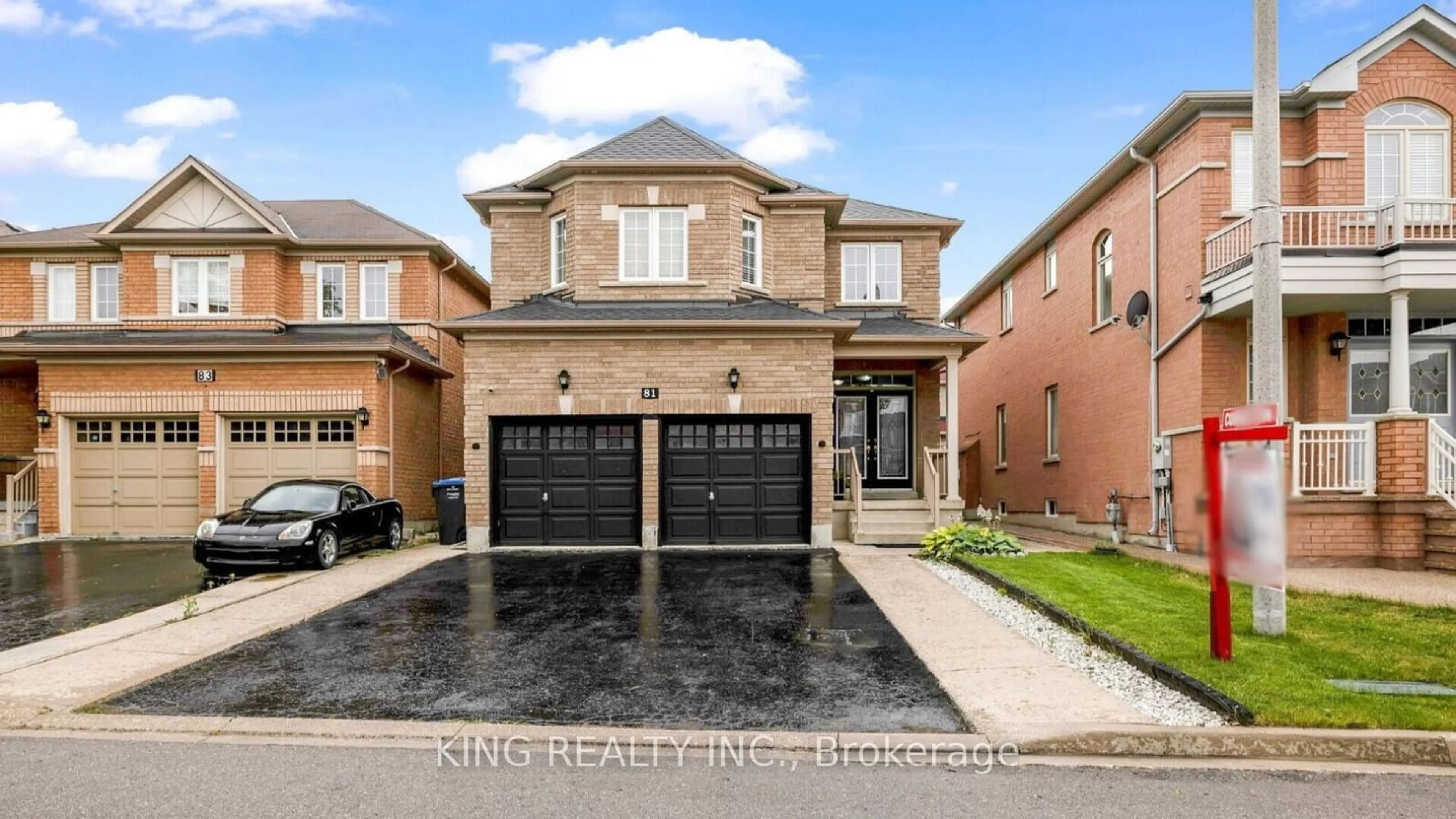 Home with brick exterior material for 81 Turquoise Cres, Brampton Ontario L6P 0Z8