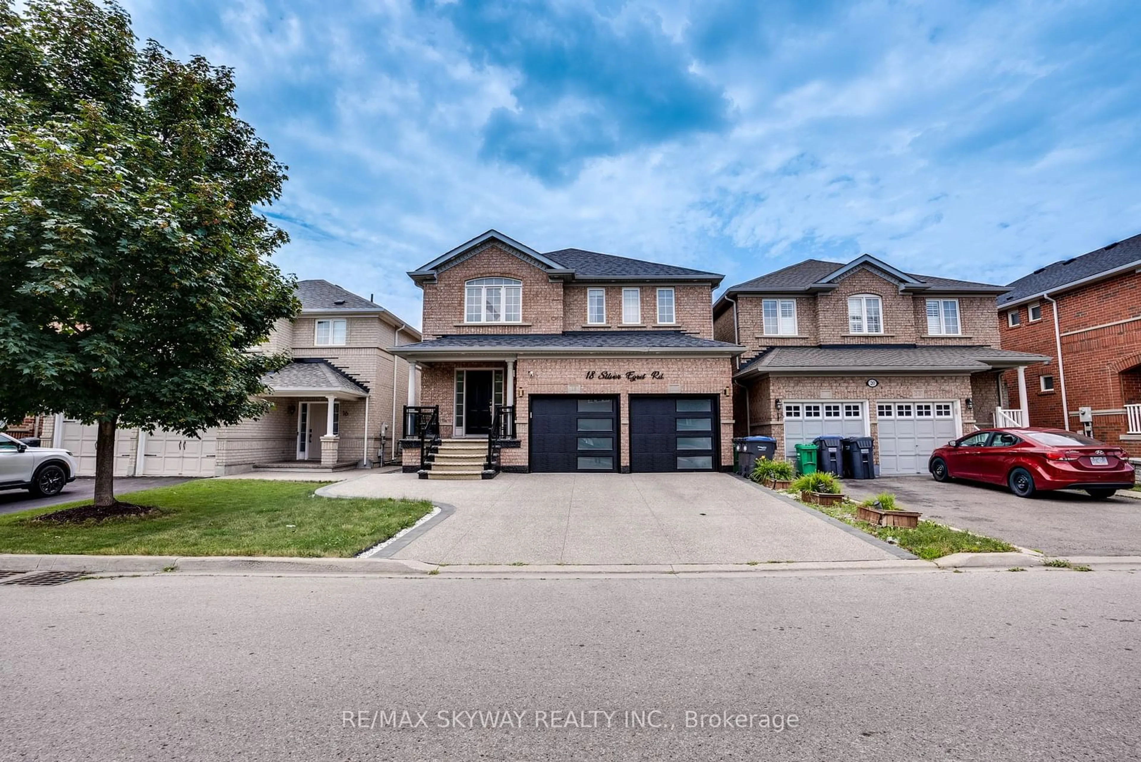 Frontside or backside of a home for 18 Silver Egret Rd, Brampton Ontario L7A 3P4