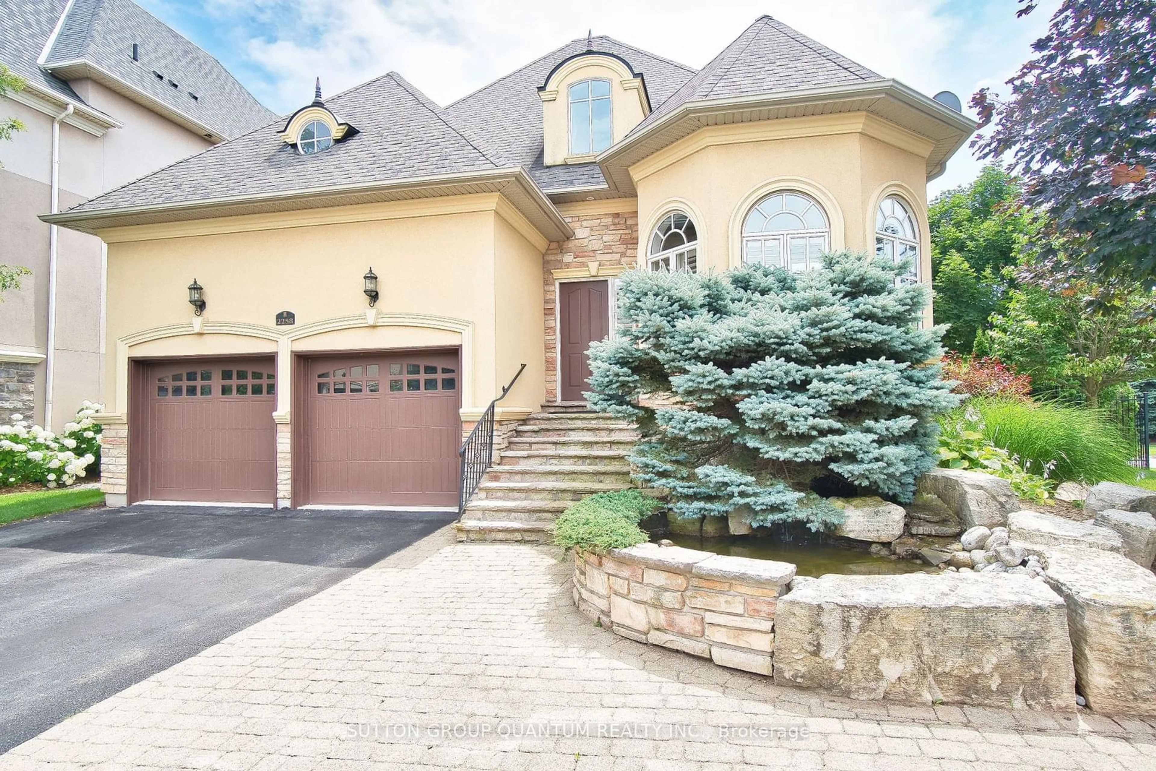 Home with brick exterior material for 2258 Providence Rd, Oakville Ontario L6H 6Y9