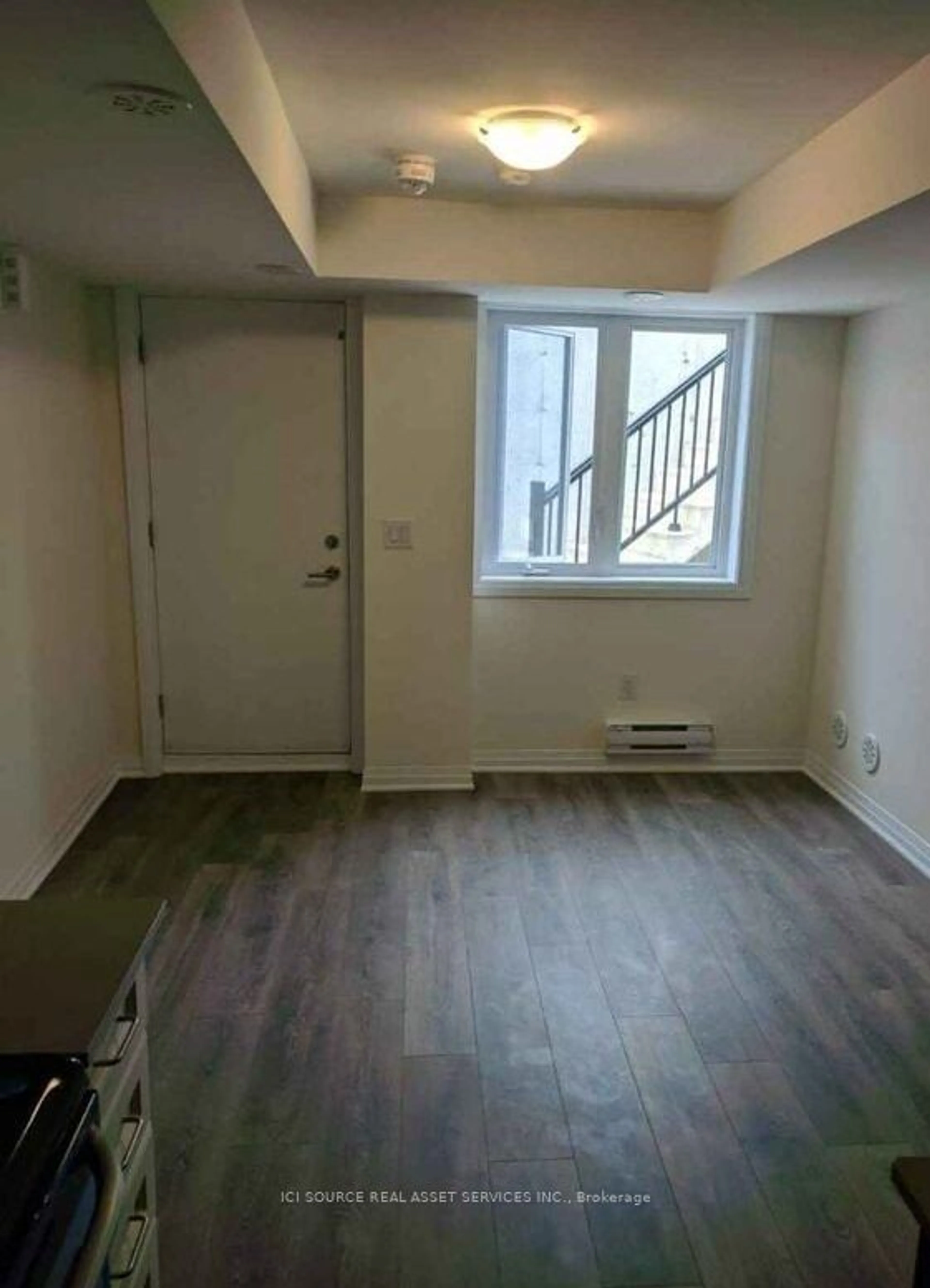 A pic of a room, not visible floor for 187 WILLIAM DUNCAN Rd #10, Toronto Ontario M3K 0B7