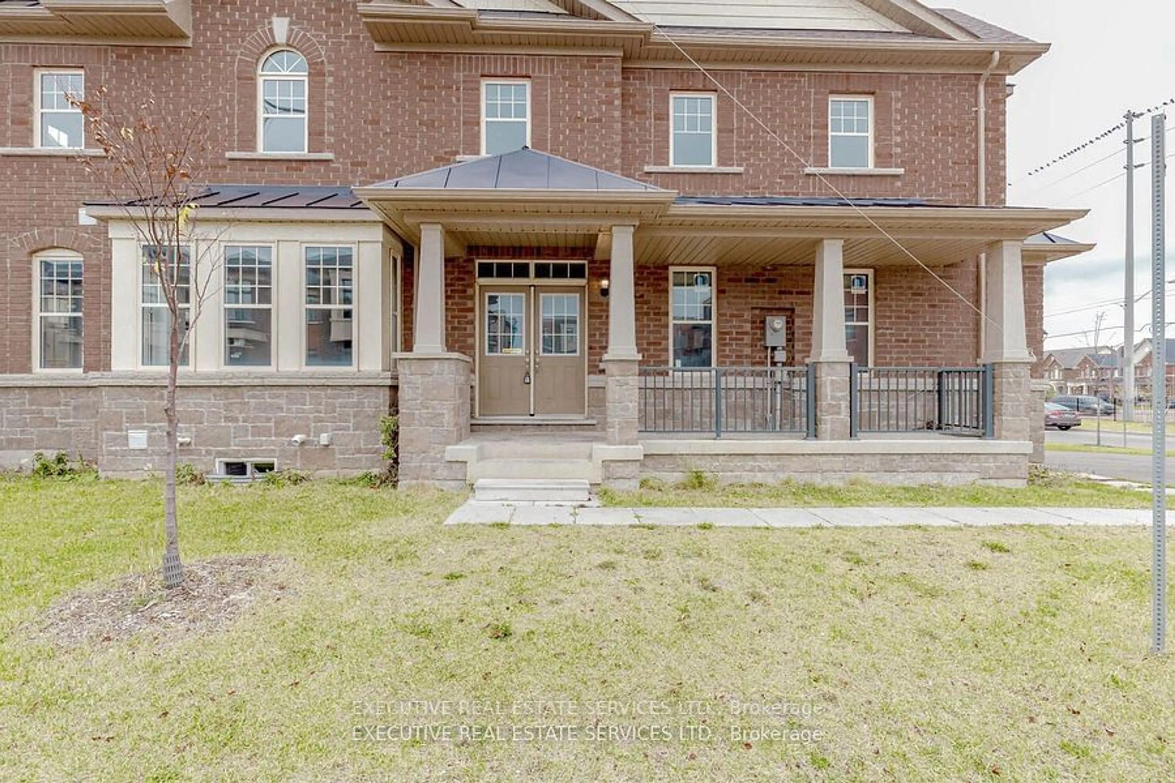 Home with brick exterior material for 43 Pearman Cres, Brampton Ontario L7A 0A7