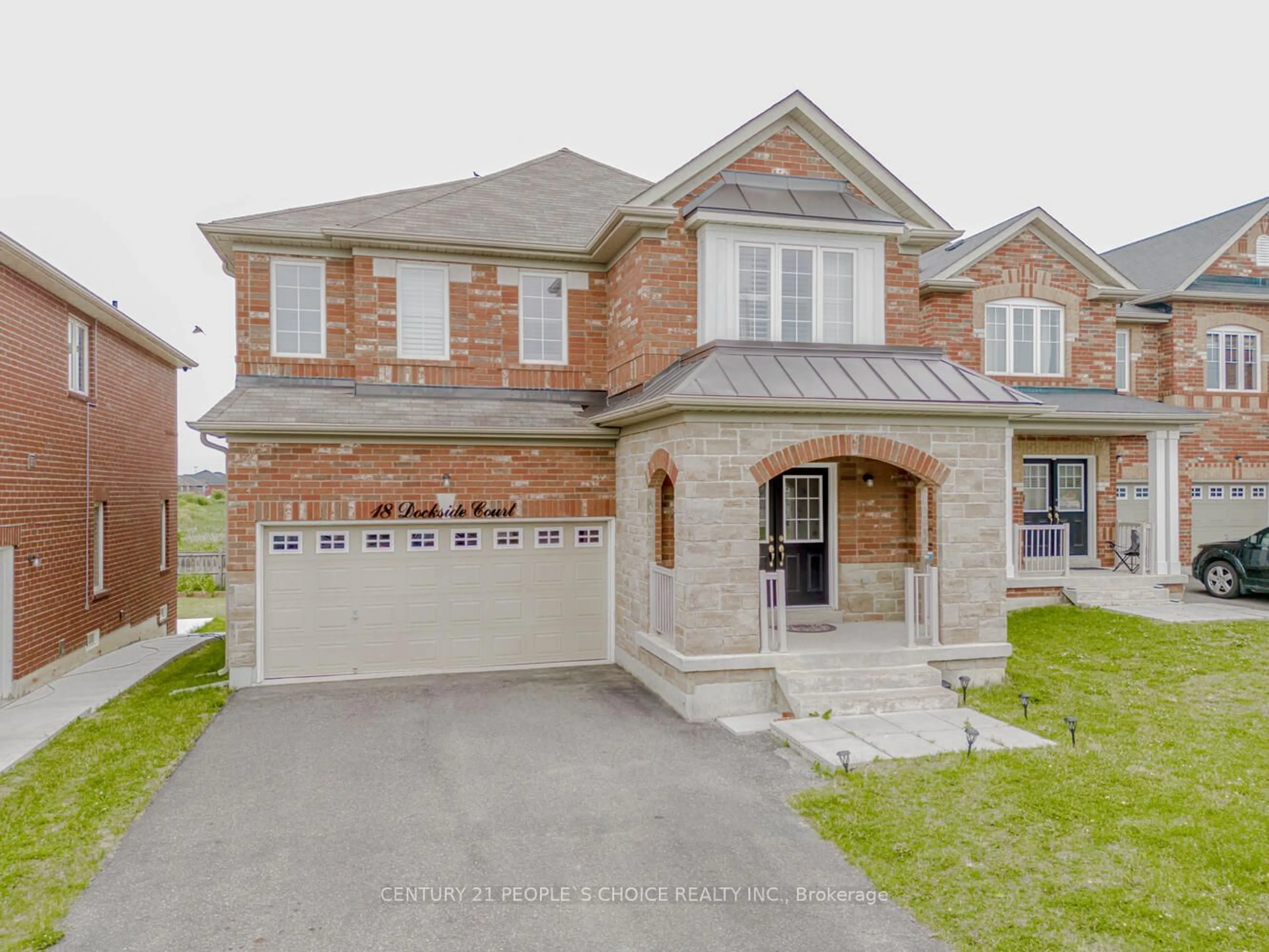 Home with brick exterior material for 18 Dockside Crt, Brampton Ontario L6Z 0G2