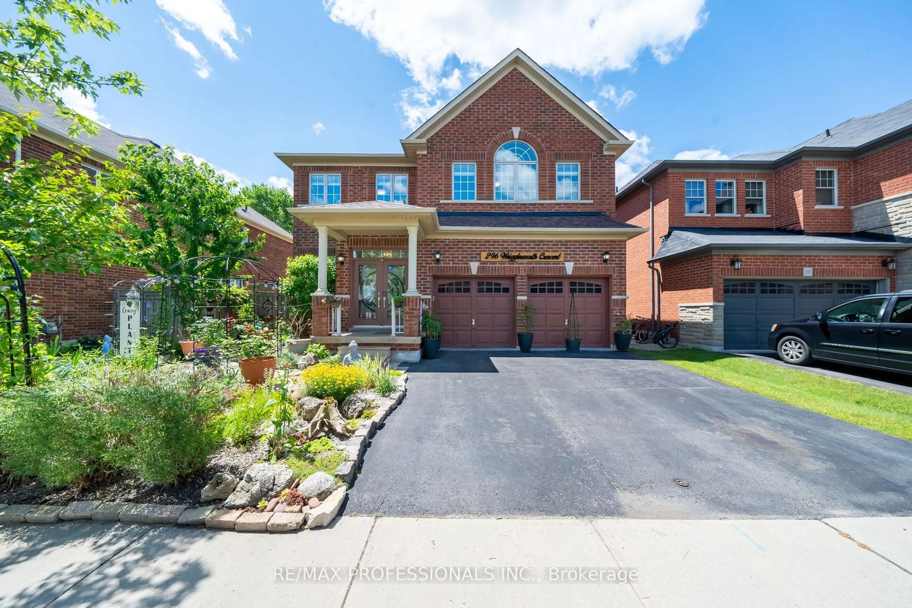 Home with brick exterior material for 296 Wrigglesworth Cres, Milton Ontario L9T 6Z9